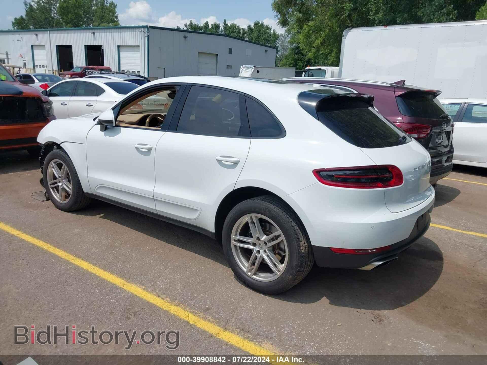 2017 PORSCHE MACAN - VIN: WP1AA2A52HLB05932 - Photo 3