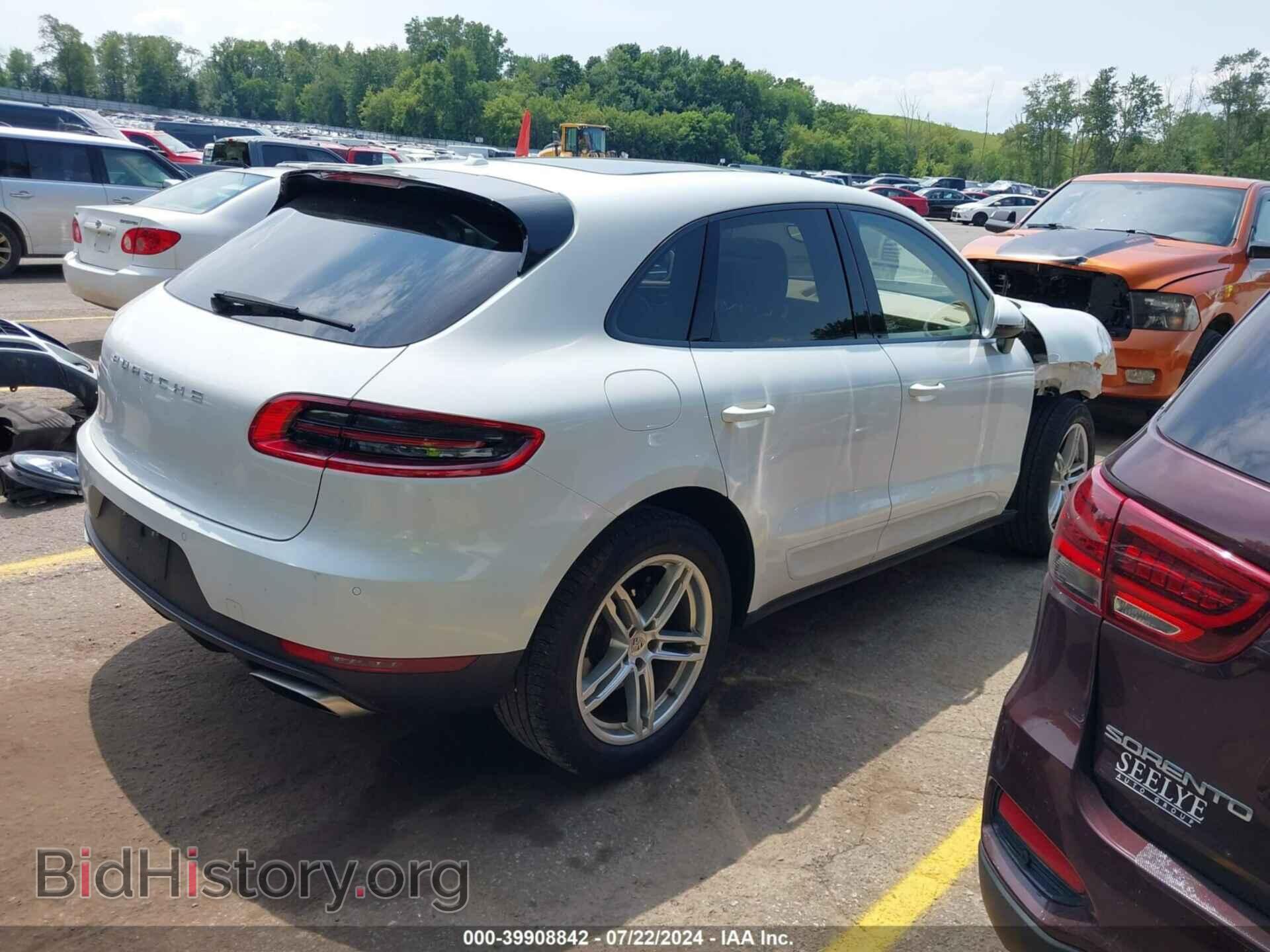 2017 PORSCHE MACAN - VIN: WP1AA2A52HLB05932 - Photo 4