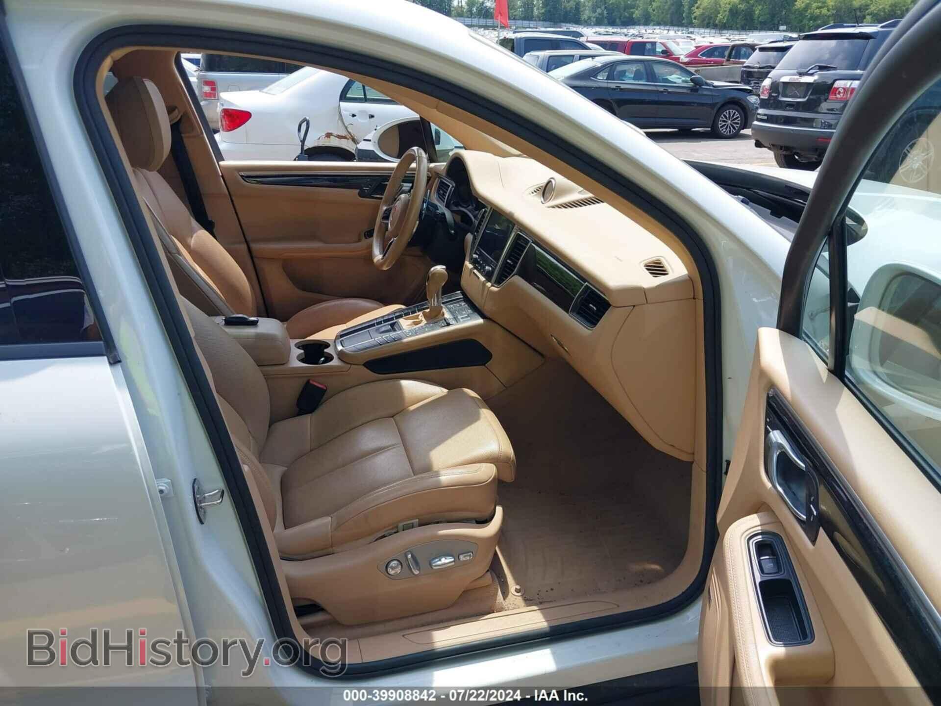 2017 PORSCHE MACAN - VIN: WP1AA2A52HLB05932 - Photo 5