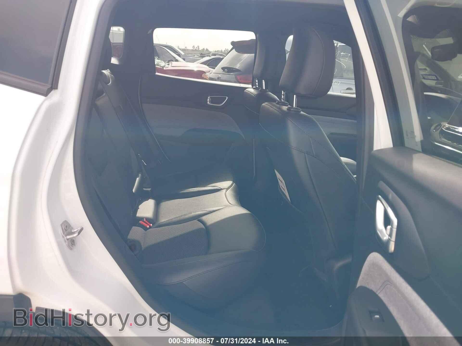 2024 JEEP COMPASS - VIN: 3C4NJDBN0RT604330 - Фото 8