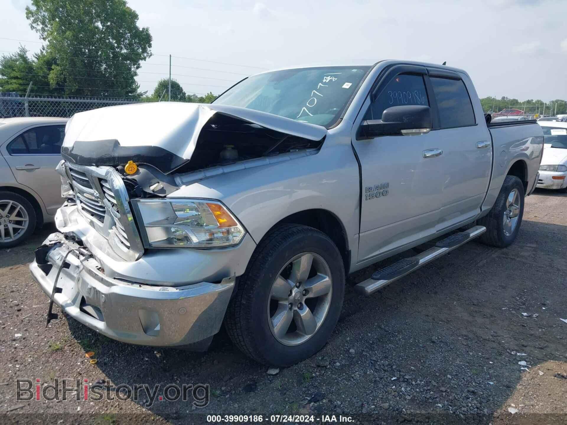 2018 RAM 1500 - VIN: 1C6RR7LG5JS170771 - Фото 2