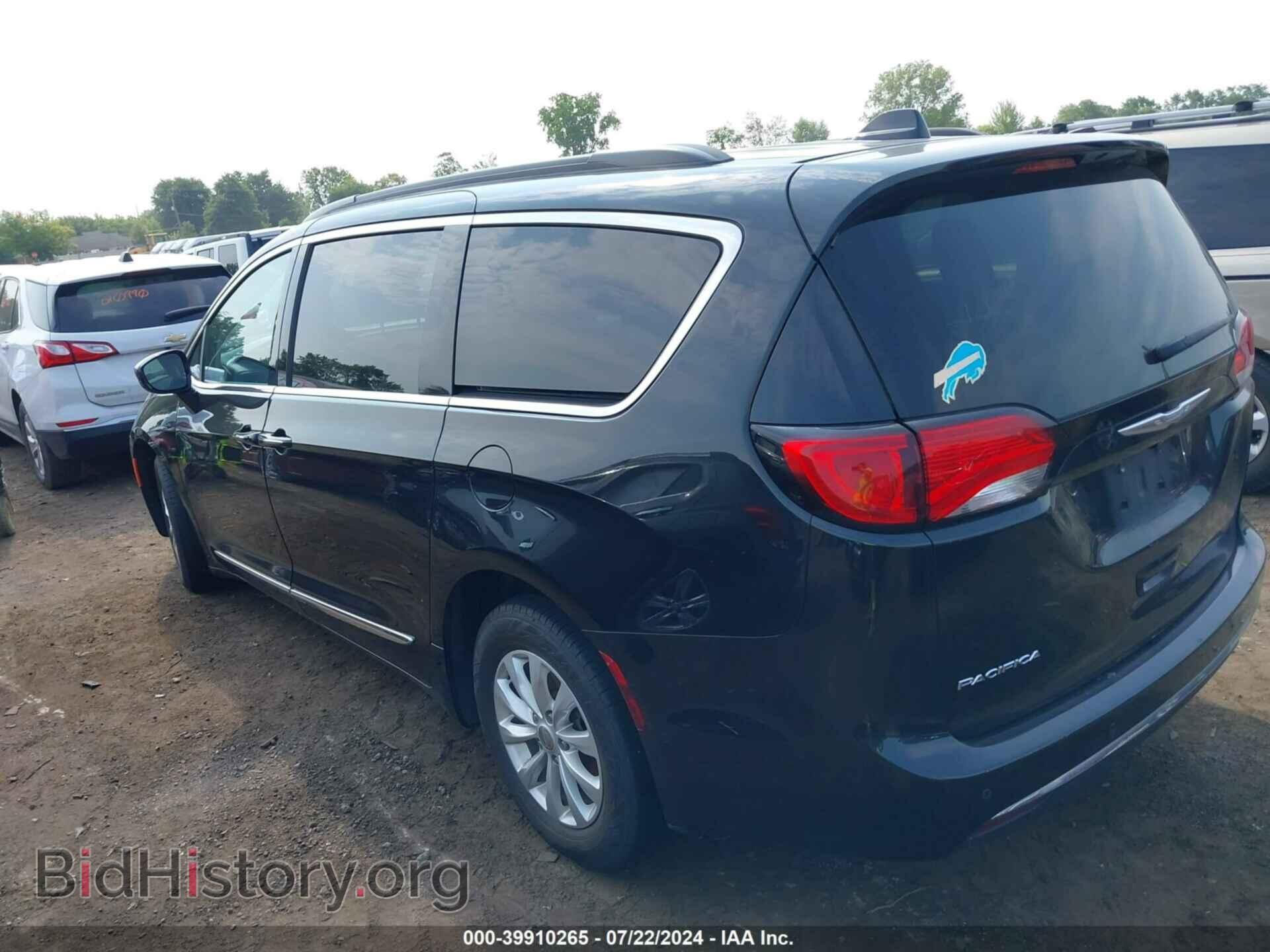 2017 CHRYSLER PACIFICA - VIN: 2C4RC1BG9HR752585 - Фото 3