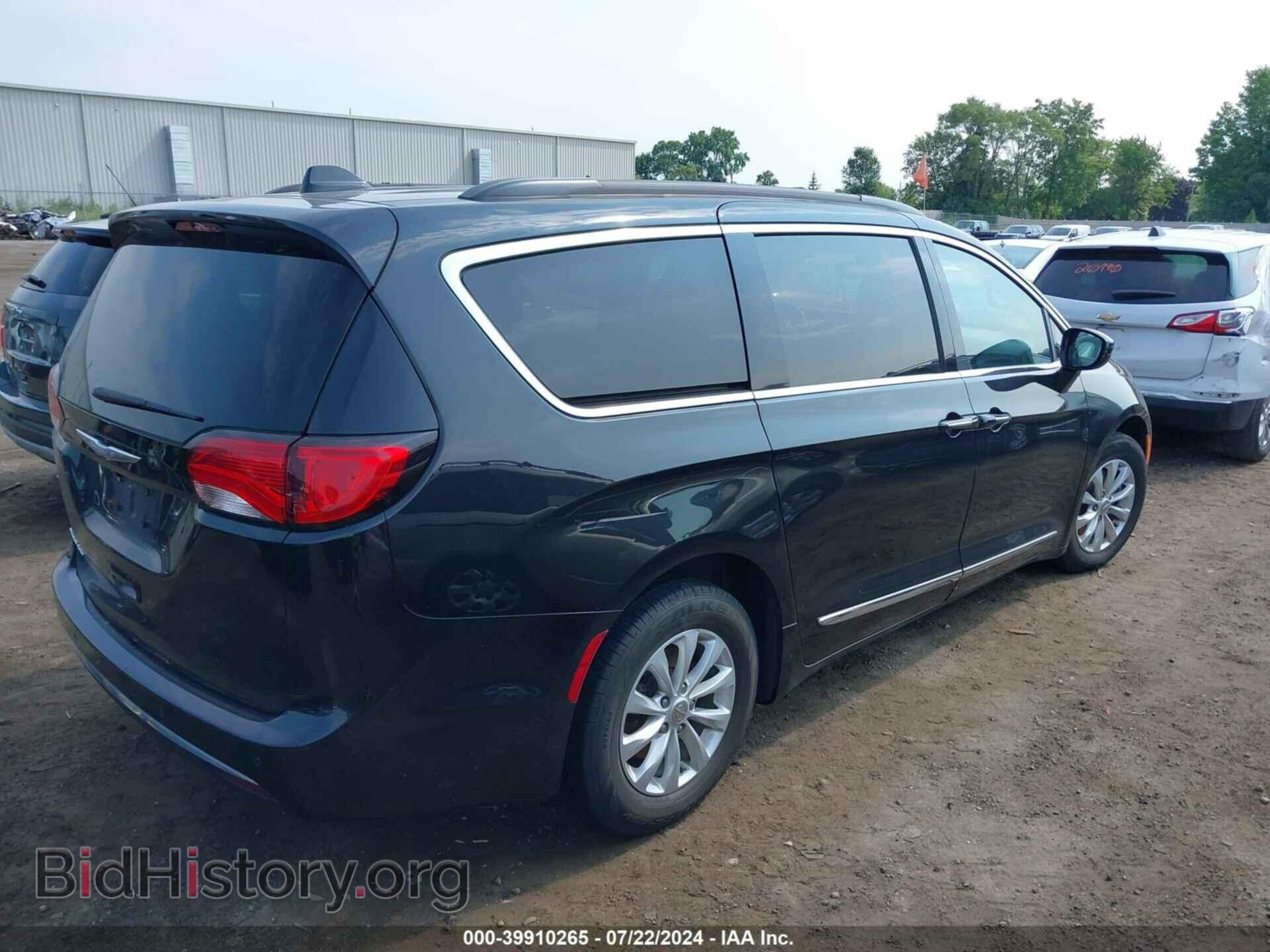 2017 CHRYSLER PACIFICA - VIN: 2C4RC1BG9HR752585 - Фото 4