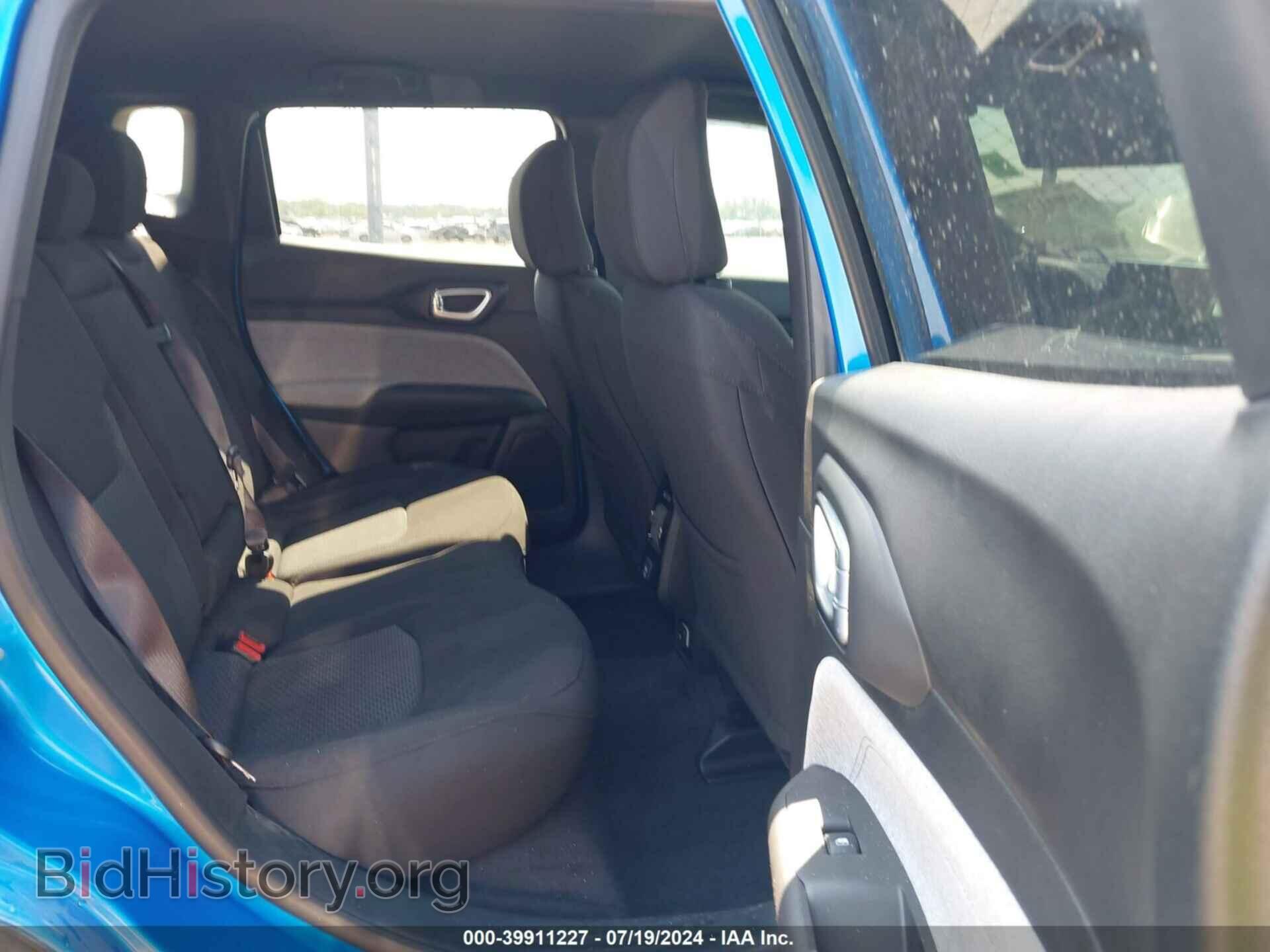 2024 JEEP COMPASS - VIN: 3C4NJDAN1RT121947 - Фото 8