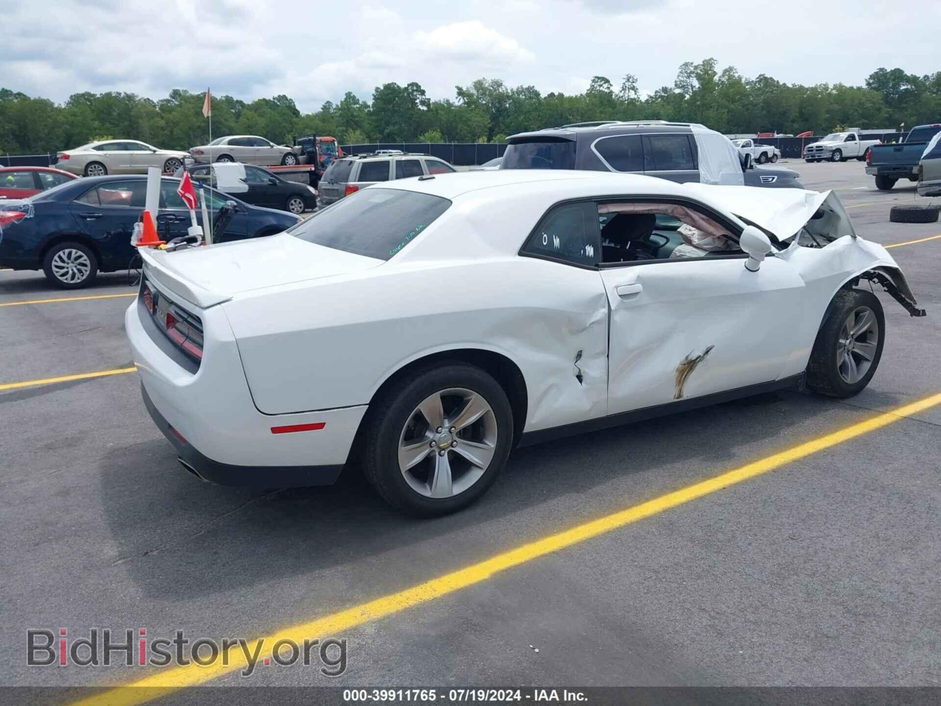 2019 DODGE CHALLENGER - VIN: 2C3CDZAG1KH525010 - Фото 4