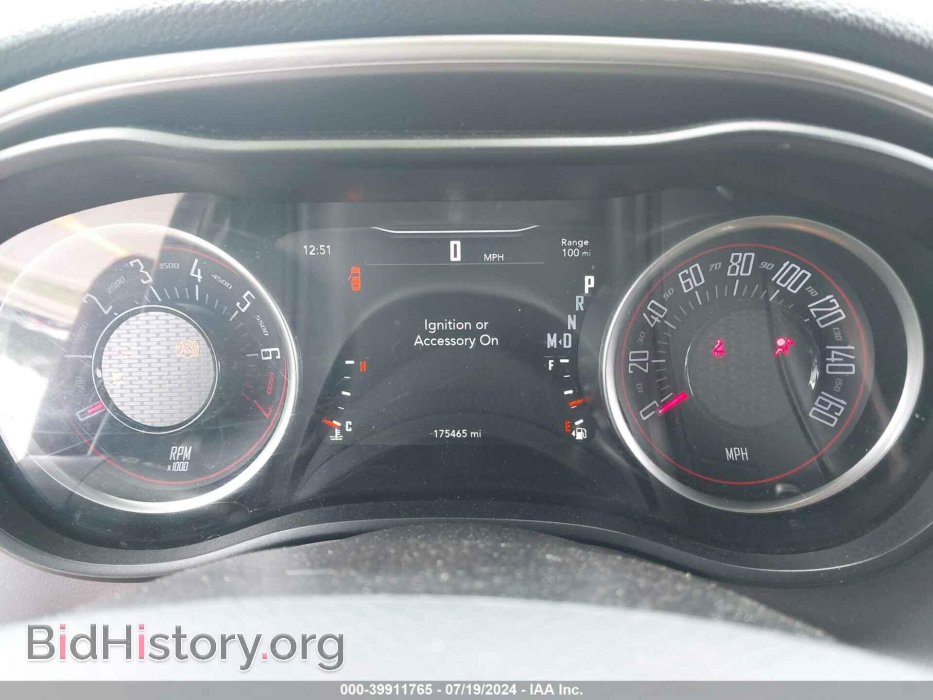 2019 DODGE CHALLENGER - VIN: 2C3CDZAG1KH525010 - Фото 7