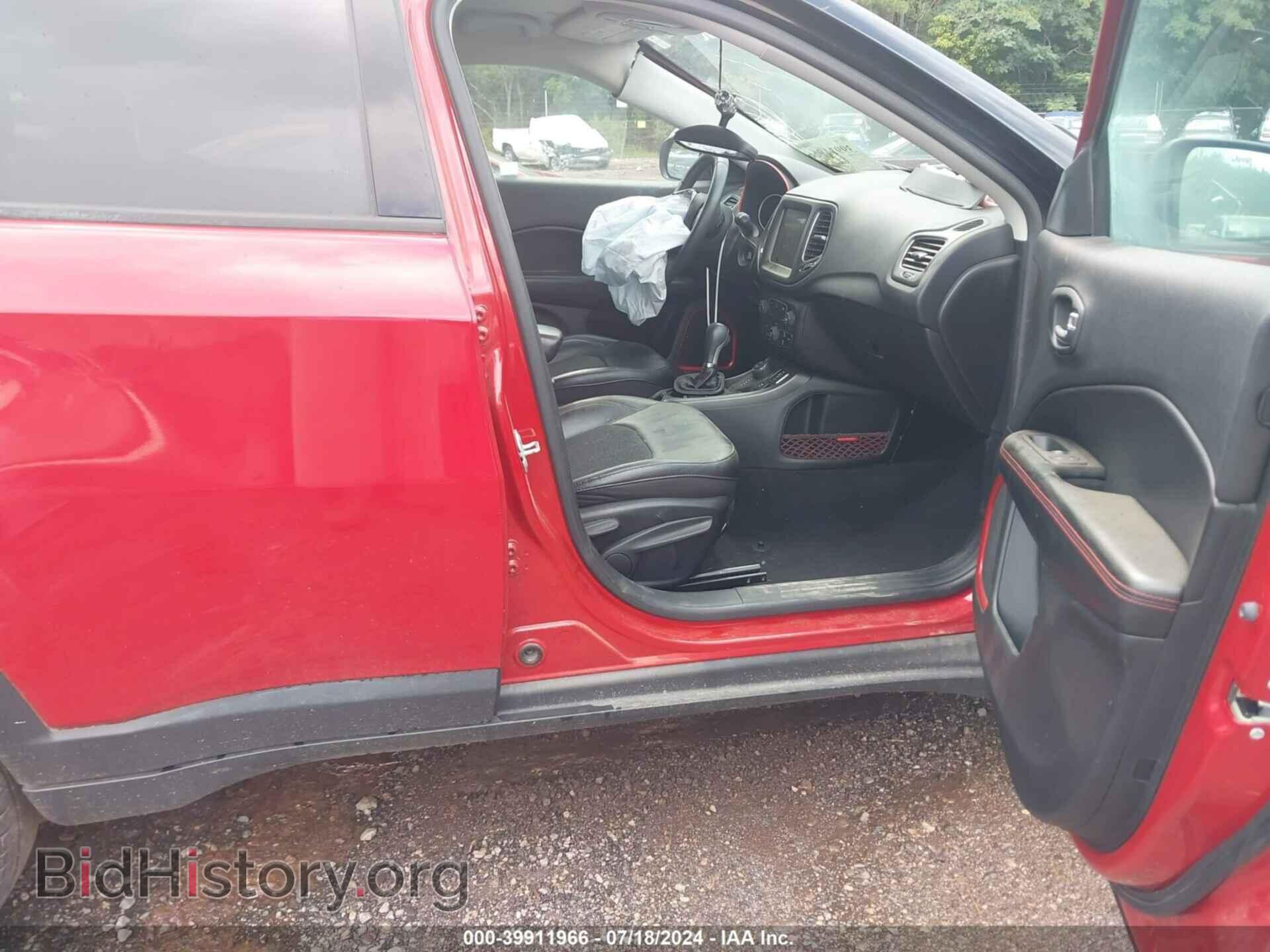 2019 JEEP COMPASS - VIN: 3C4NJDDB9KT765557 - Фото 5
