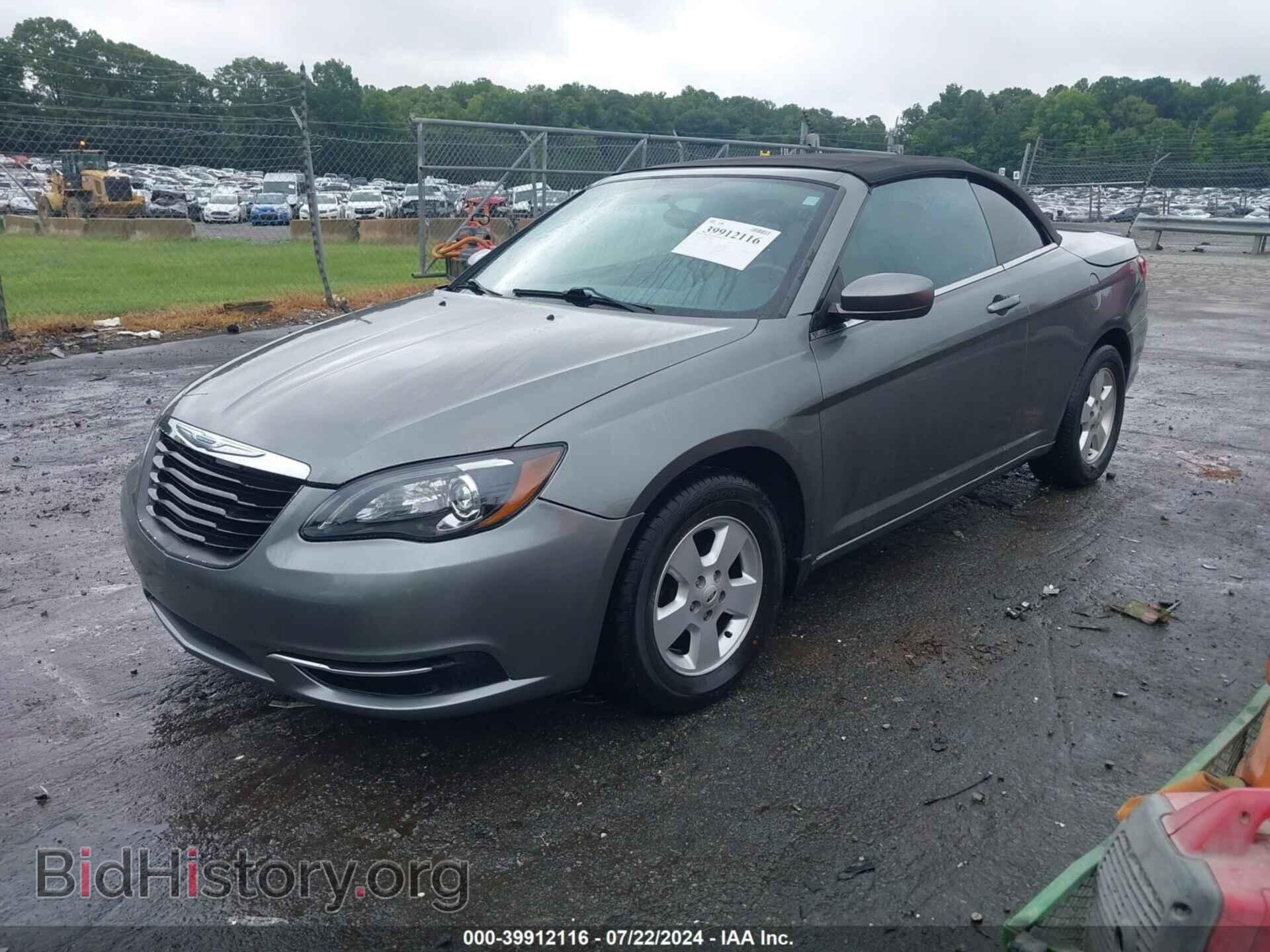 2013 CHRYSLER 200 - VIN: 1C3BCBEB7DN526788 - Фото 2