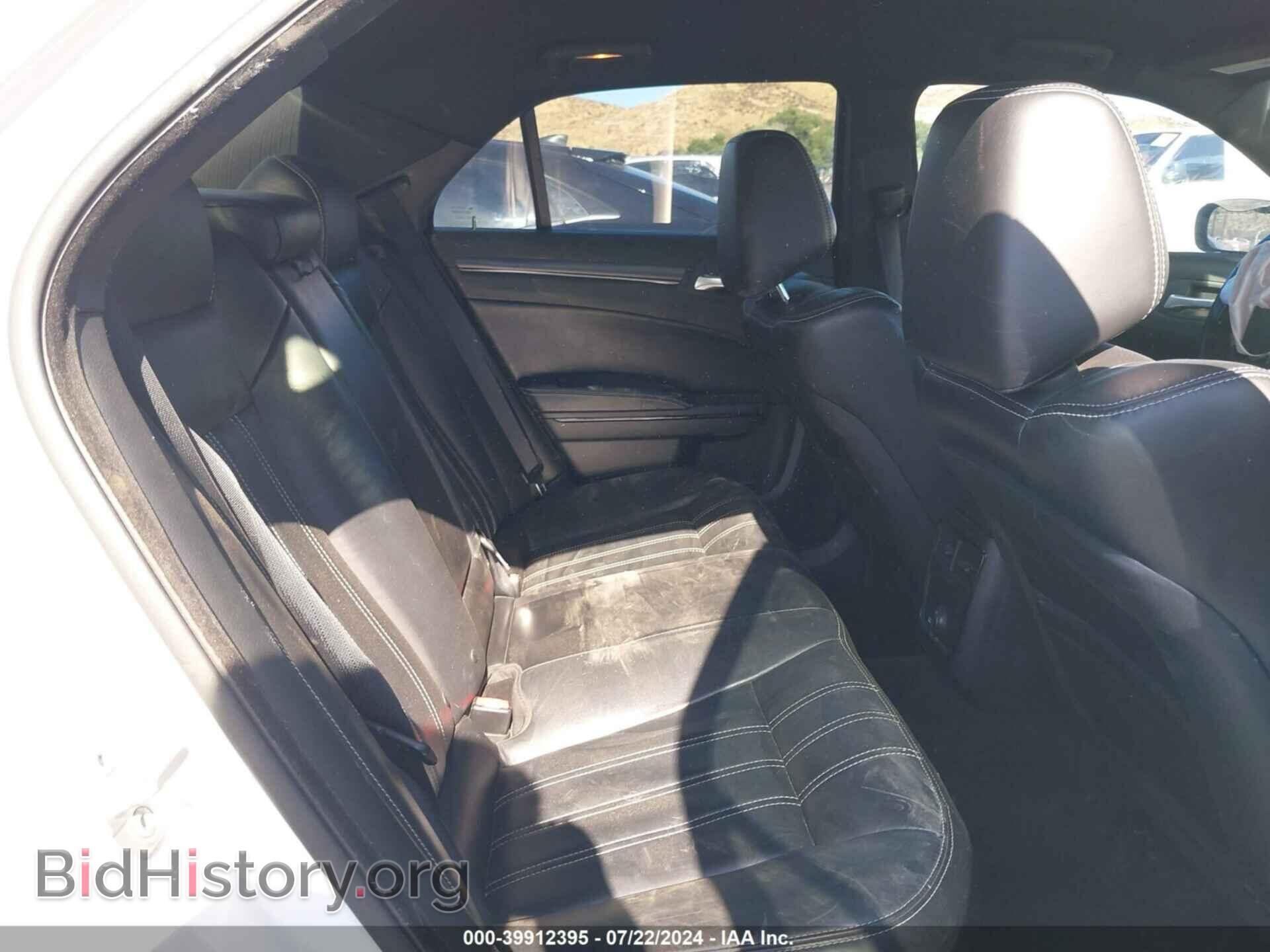 2013 CHRYSLER 300 - VIN: 2C3CCABG8DH596095 - Фото 8