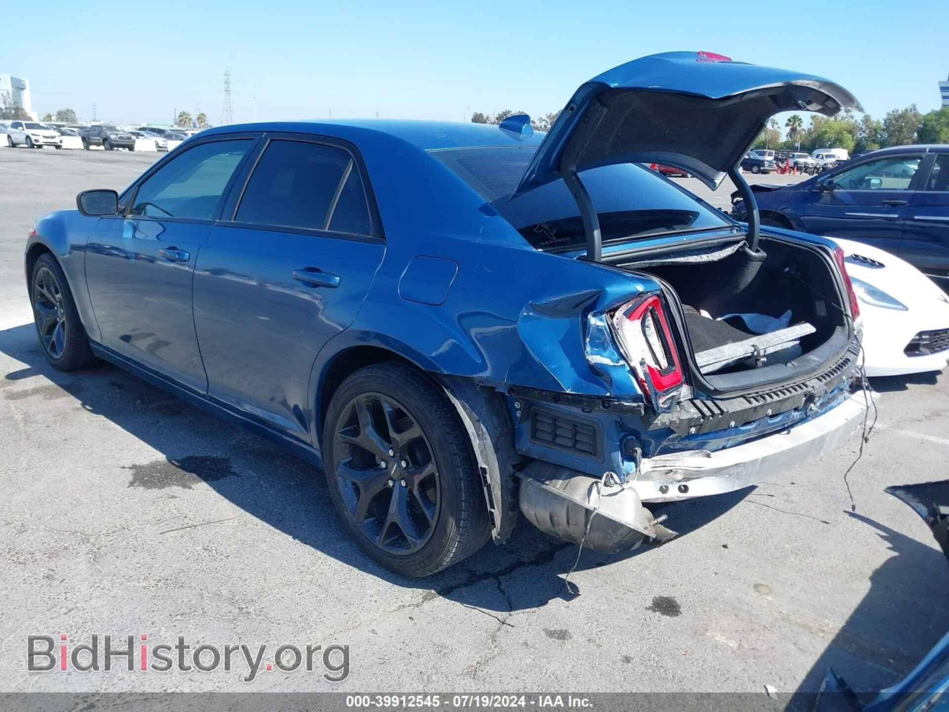 2021 CHRYSLER 300 - VIN: 2C3CCAAG8MH617450 - Фото 3