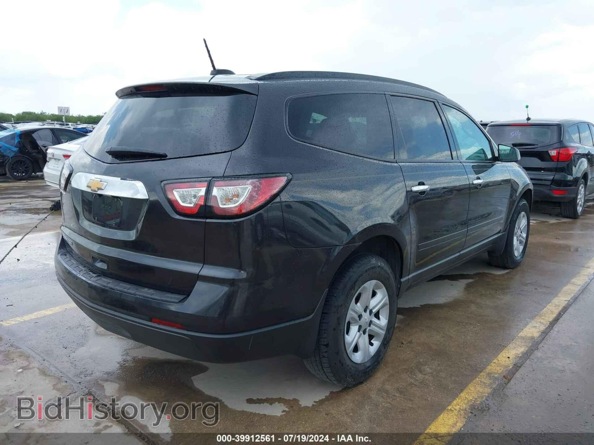 2017 CHEVROLET TRAVERSE - VIN: 1GNKRFKD6HJ298519 - Фото 4