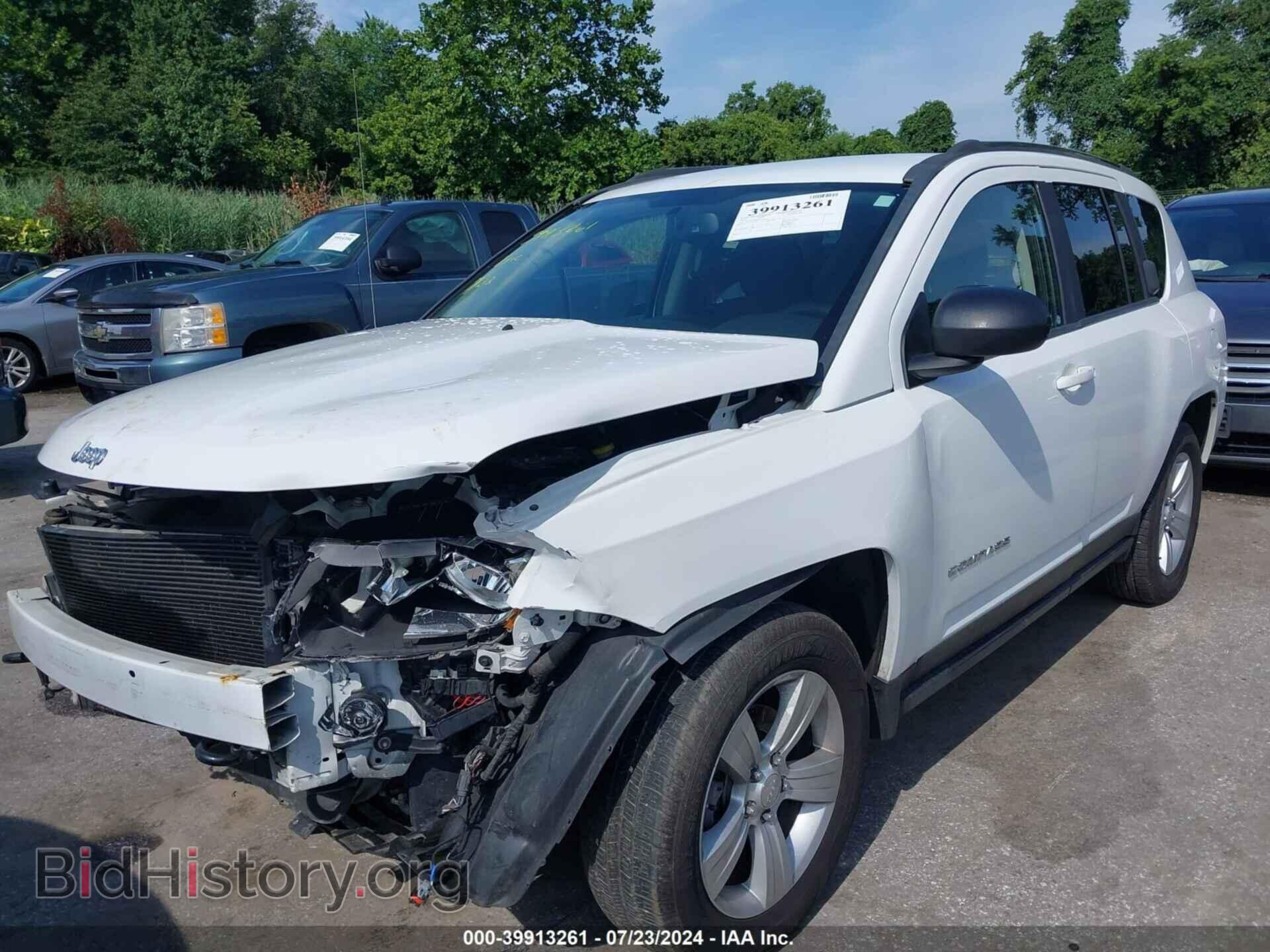 2012 JEEP COMPASS - VIN: 1C4NJDBB0CD569615 - Фото 2