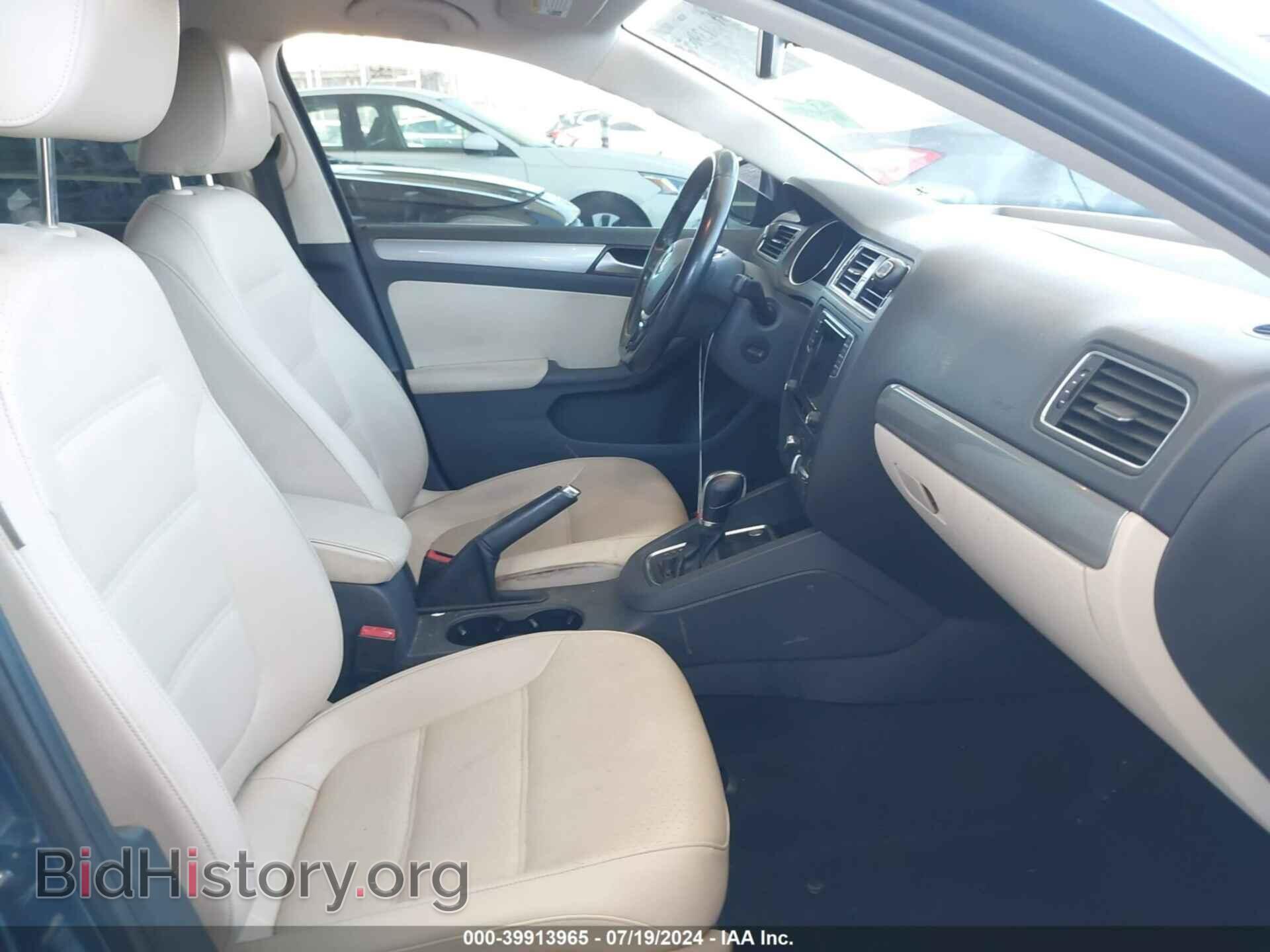2017 VOLKSWAGEN JETTA - VIN: 3VWDB7AJ8HM203090 - Фото 5