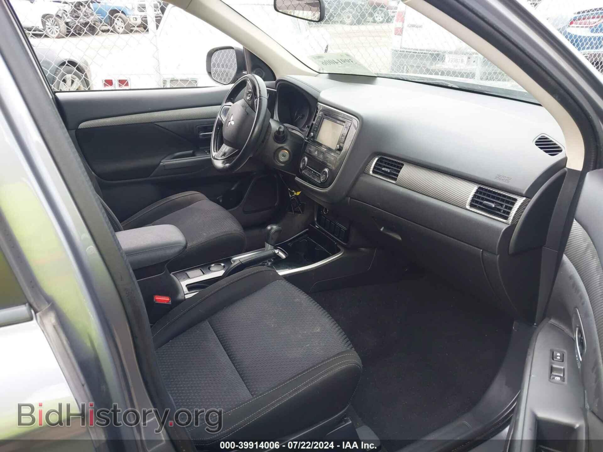 2017 MITSUBISHI OUTLANDER - VIN: JA4AD2A38HZ046500 - Фото 5