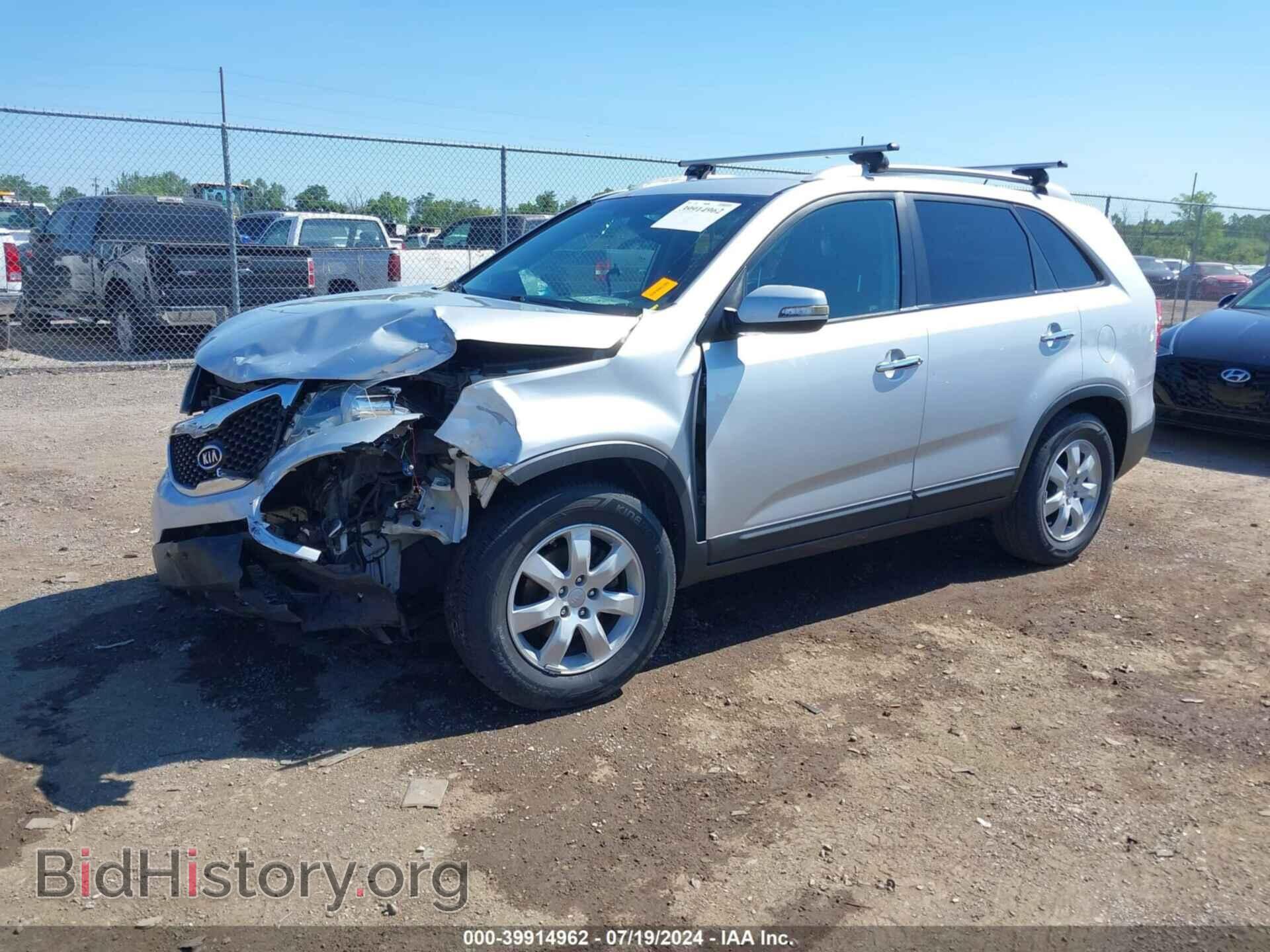 2013 KIA SORENTO - VIN: 5XYKT4A60DG324401 - Photo 2