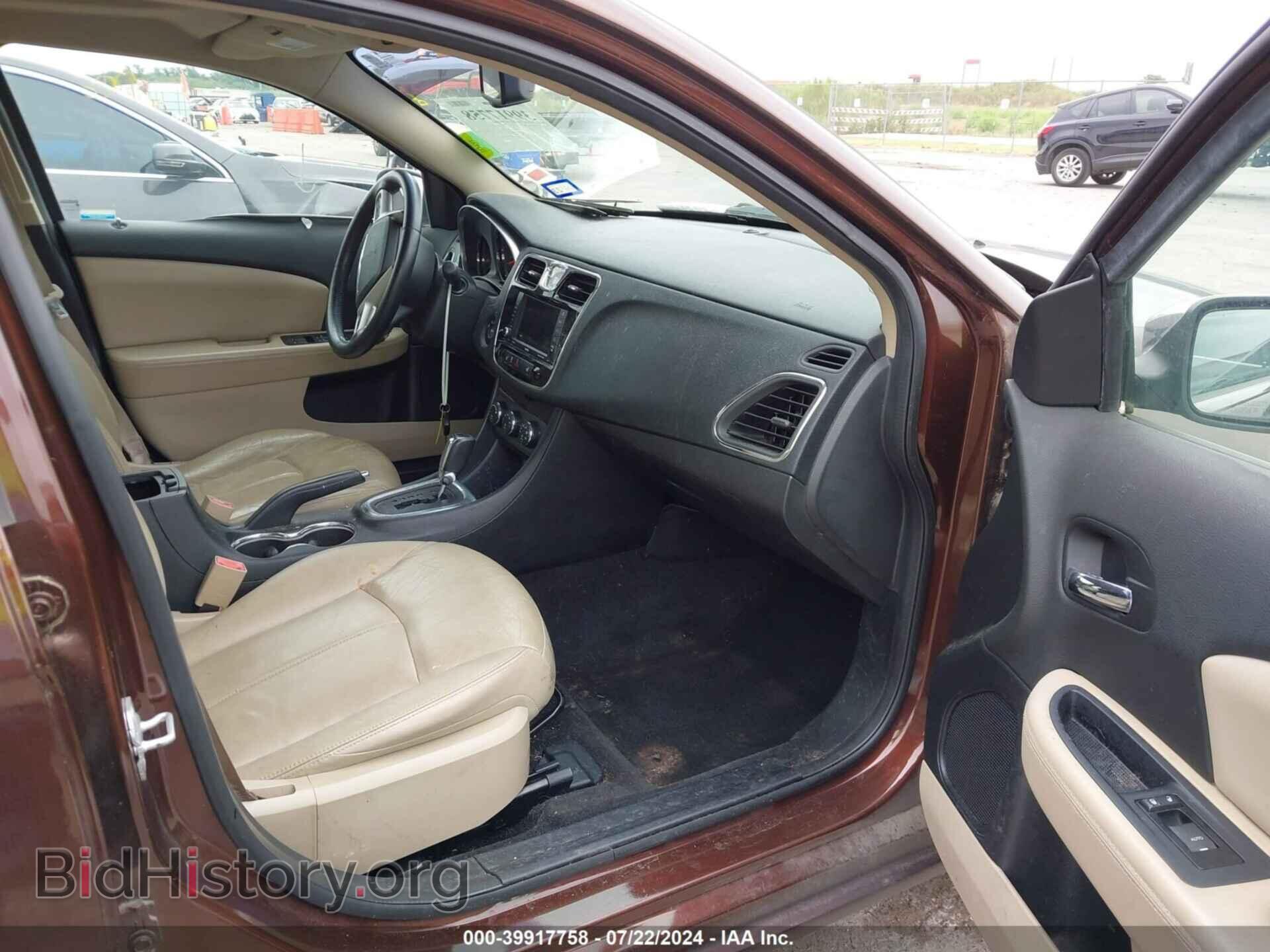 2012 CHRYSLER 200 - VIN: 1C3CCBCG2CN270853 - Фото 5