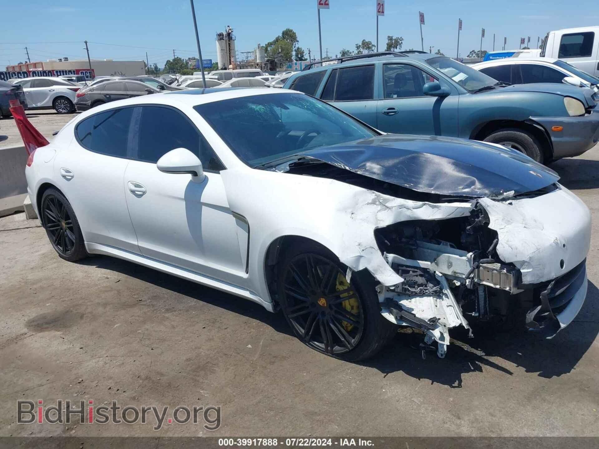 Фотография WP0AA2A74FL007386 - PORSCHE PANAMERA 2015