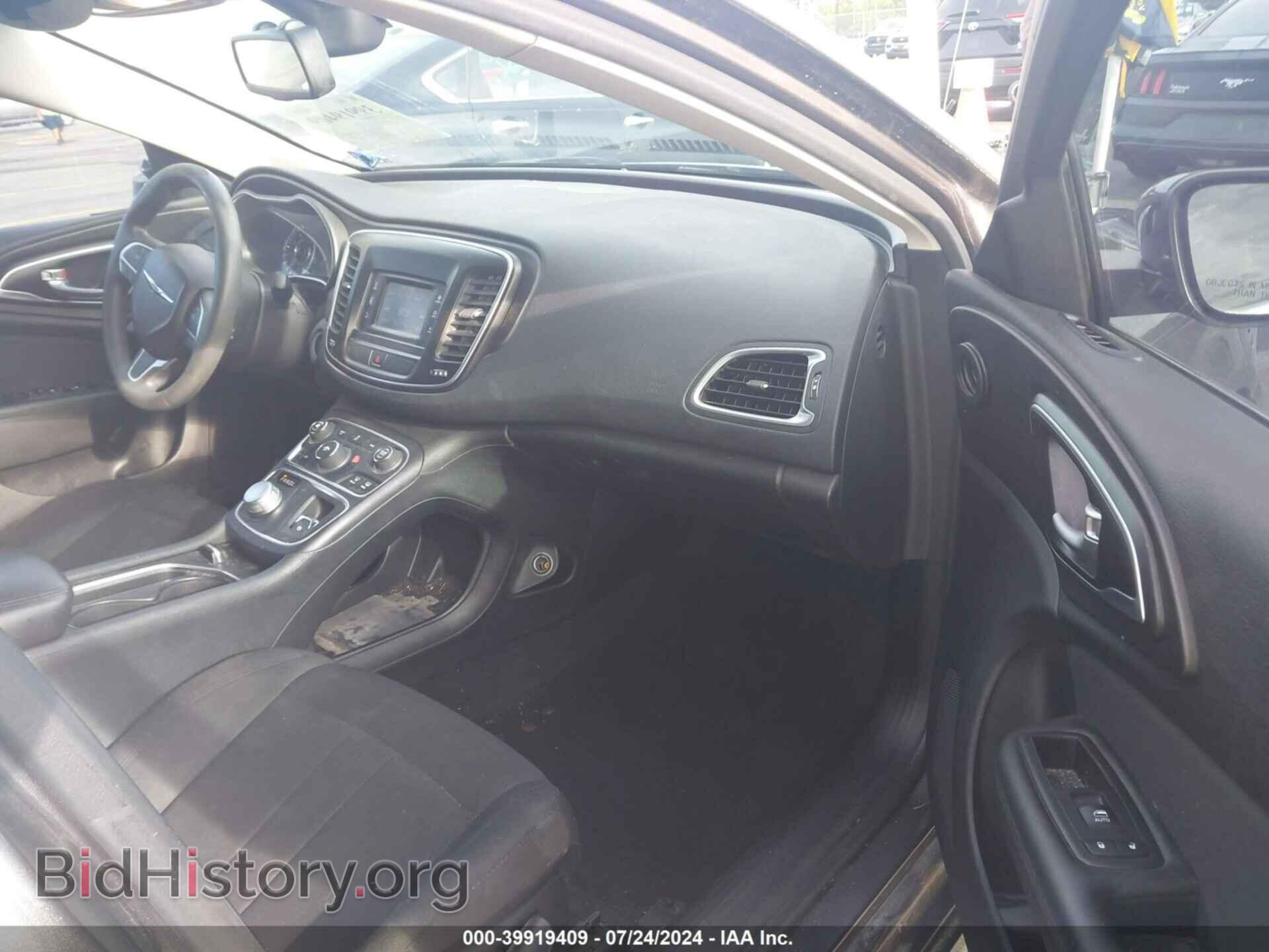 2016 CHRYSLER 200 - VIN: 1C3CCCAB4GN112162 - Фото 5