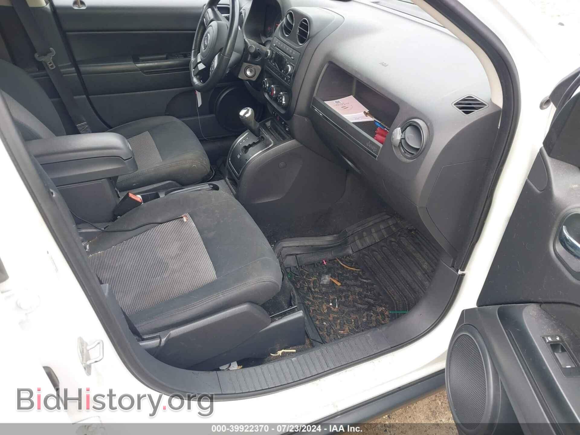 2012 JEEP COMPASS - VIN: 1C4NJDEB6CD676230 - Фото 5