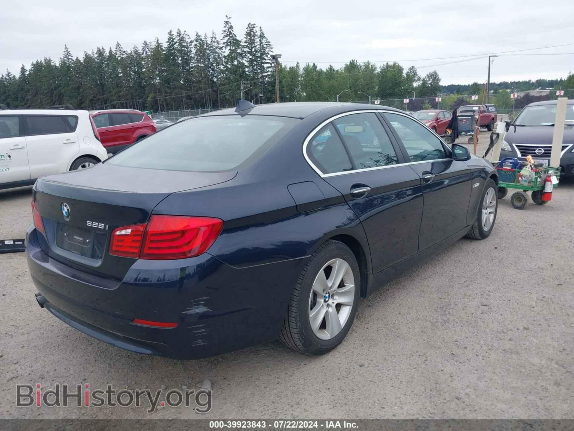 2011 BMW 528I - VIN: WBAFR1C5XBC736875 - Фото 4
