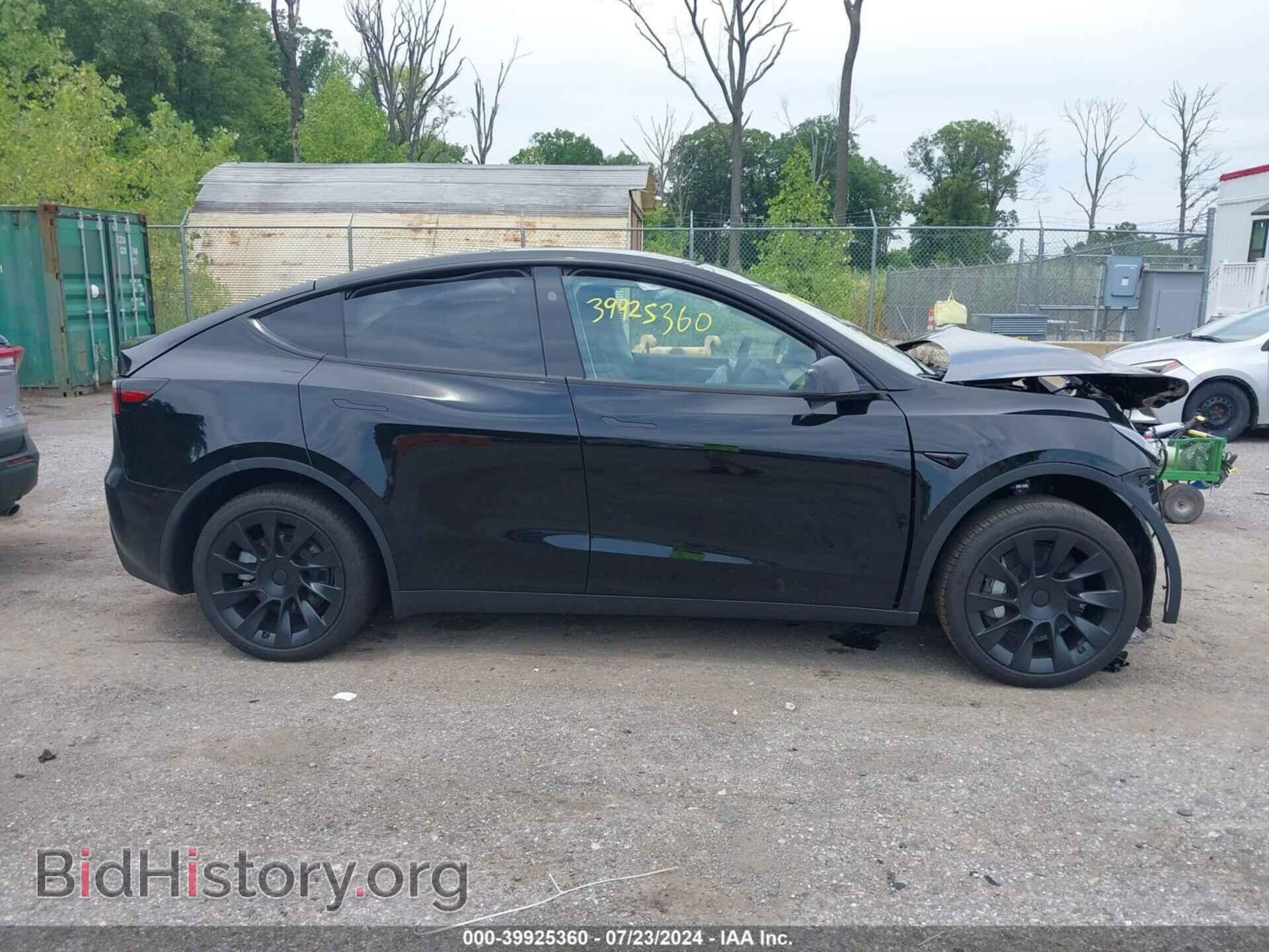 2024 TESLA MODEL Y - VIN: 7SAYGDED1RF057360 - Photo 12