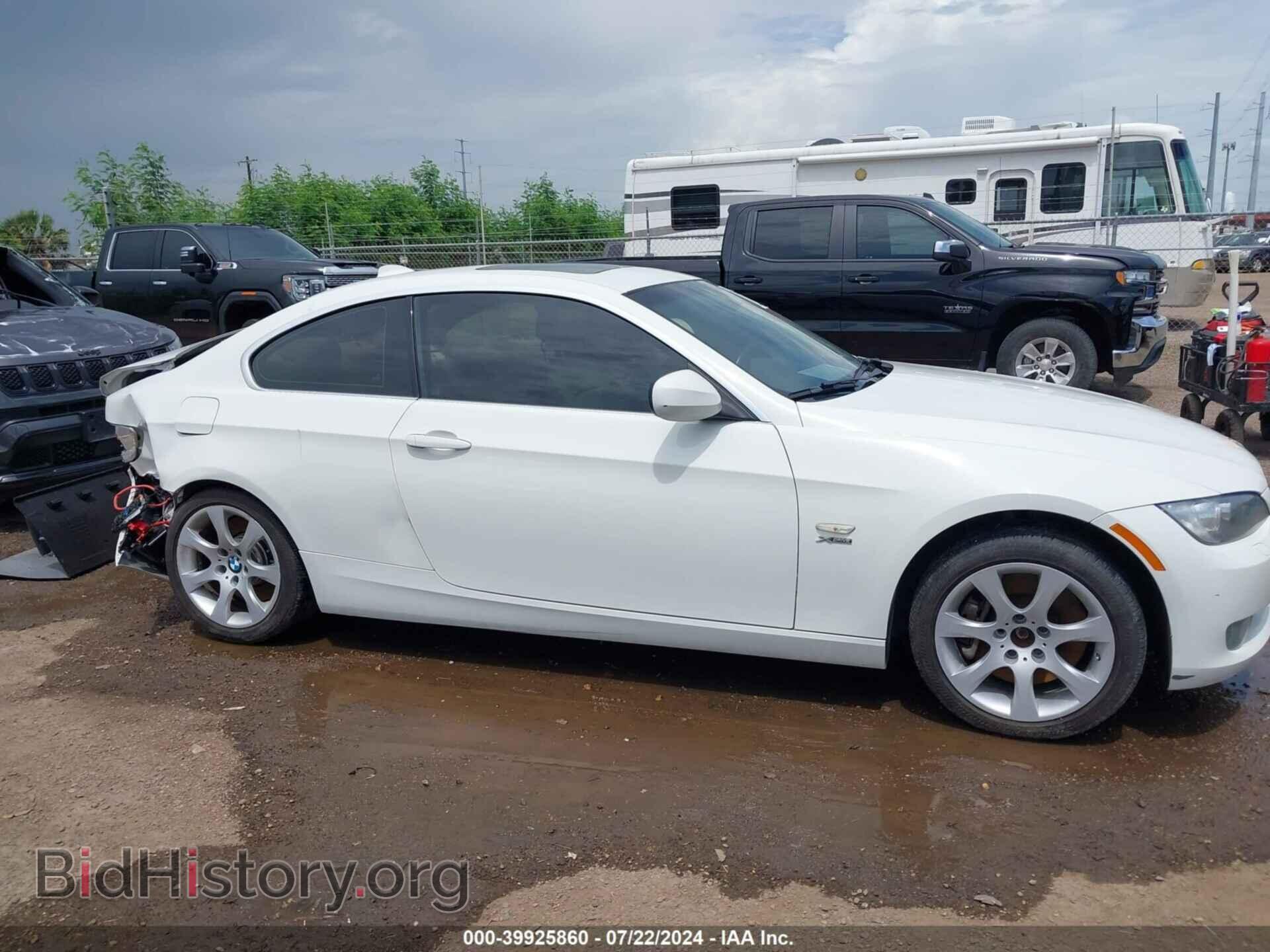2010 BMW 335I - VIN: WBAWC7C5XAE271120 - Фото 13