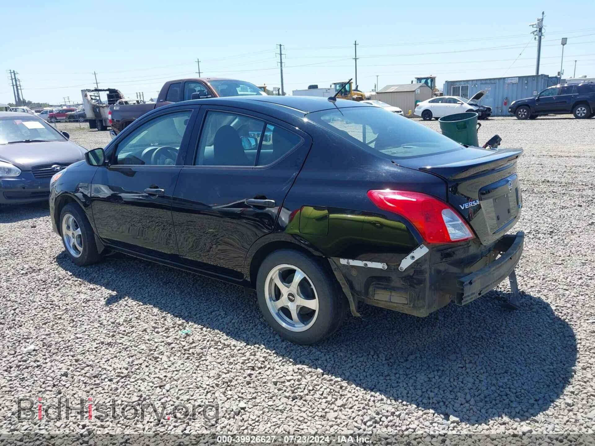 2016 NISSAN VERSA - VIN: 3N1CN7AP1GL847290 - Фото 3