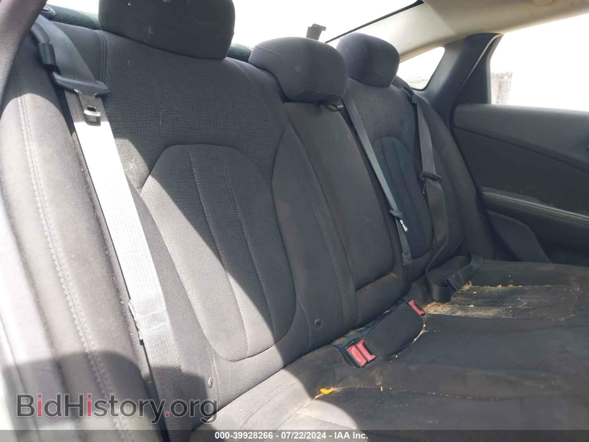 2015 CHRYSLER 200 - VIN: 1C3CCCAB9FN621226 - Фото 8