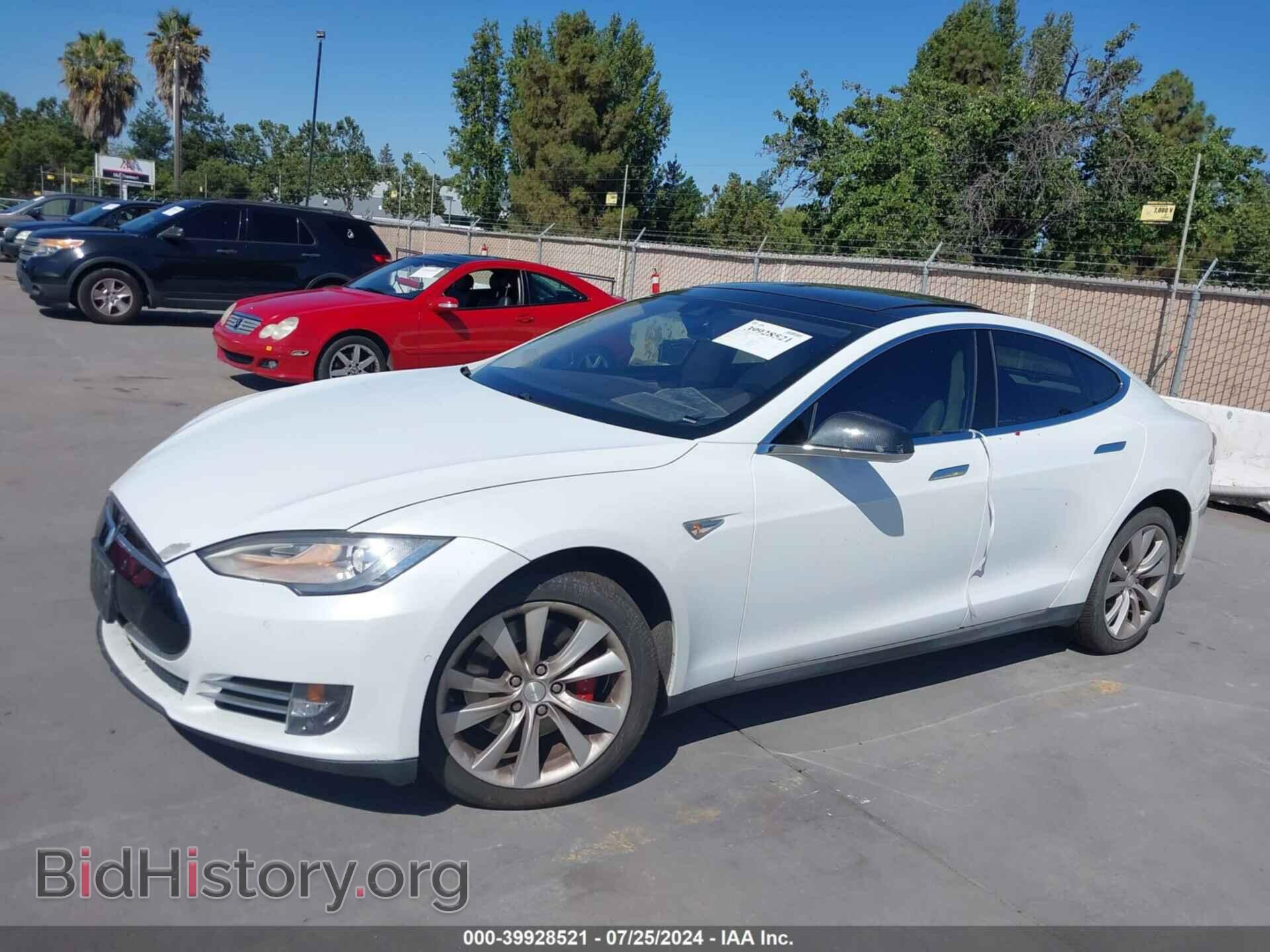 2015 TESLA MODEL S - VIN: 5YJSA1H26FFP74040 - Photo 2