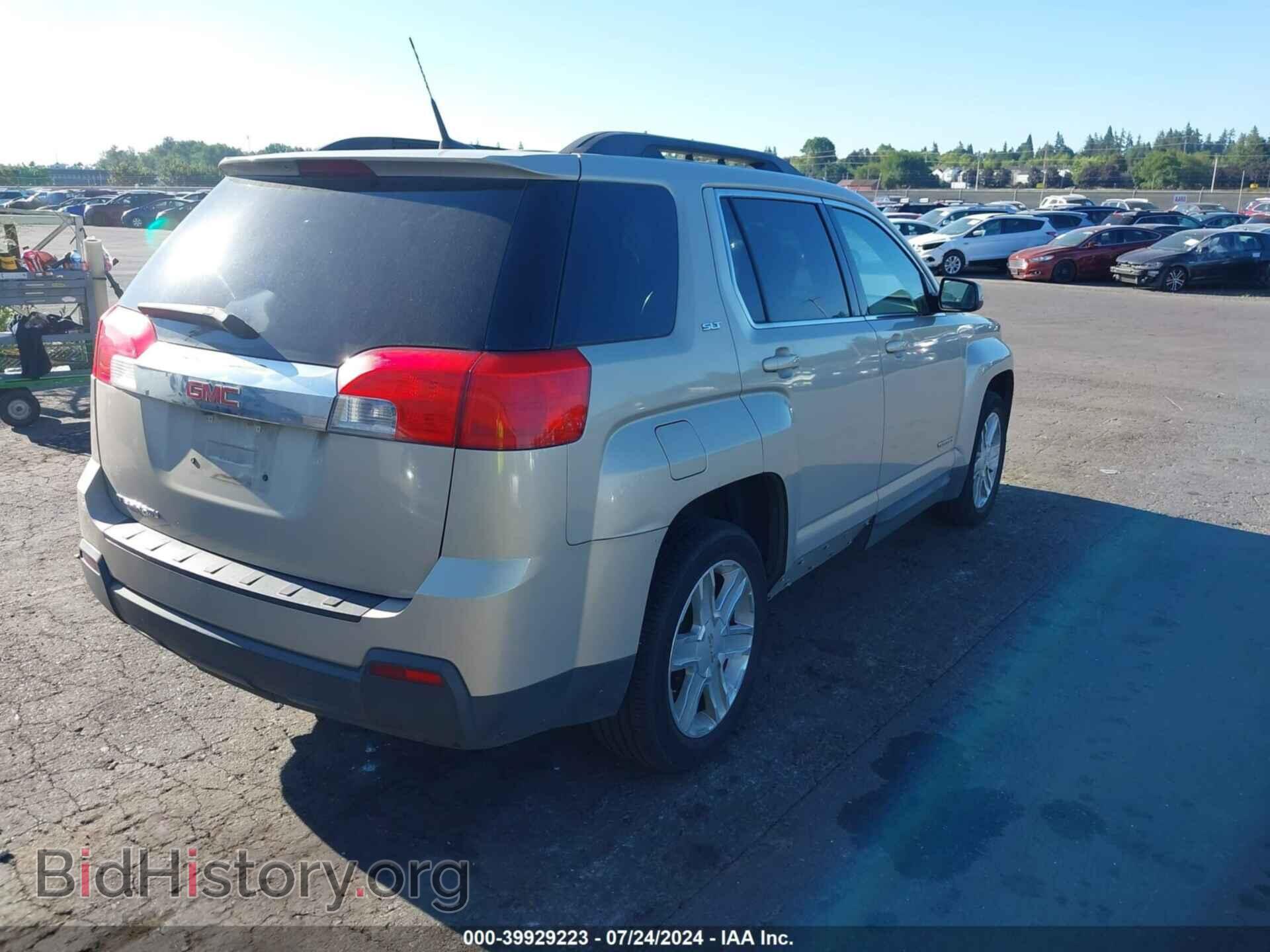 2011 GMC TERRAIN - VIN: 2CTALUEC2B6458756 - Photo 4