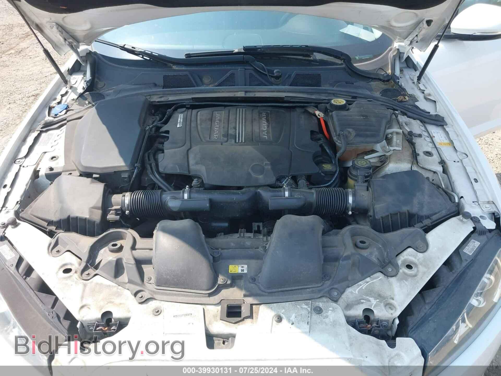 2014 JAGUAR XF - VIN: SAJWJ0EF4E8U10184 - Фото 10