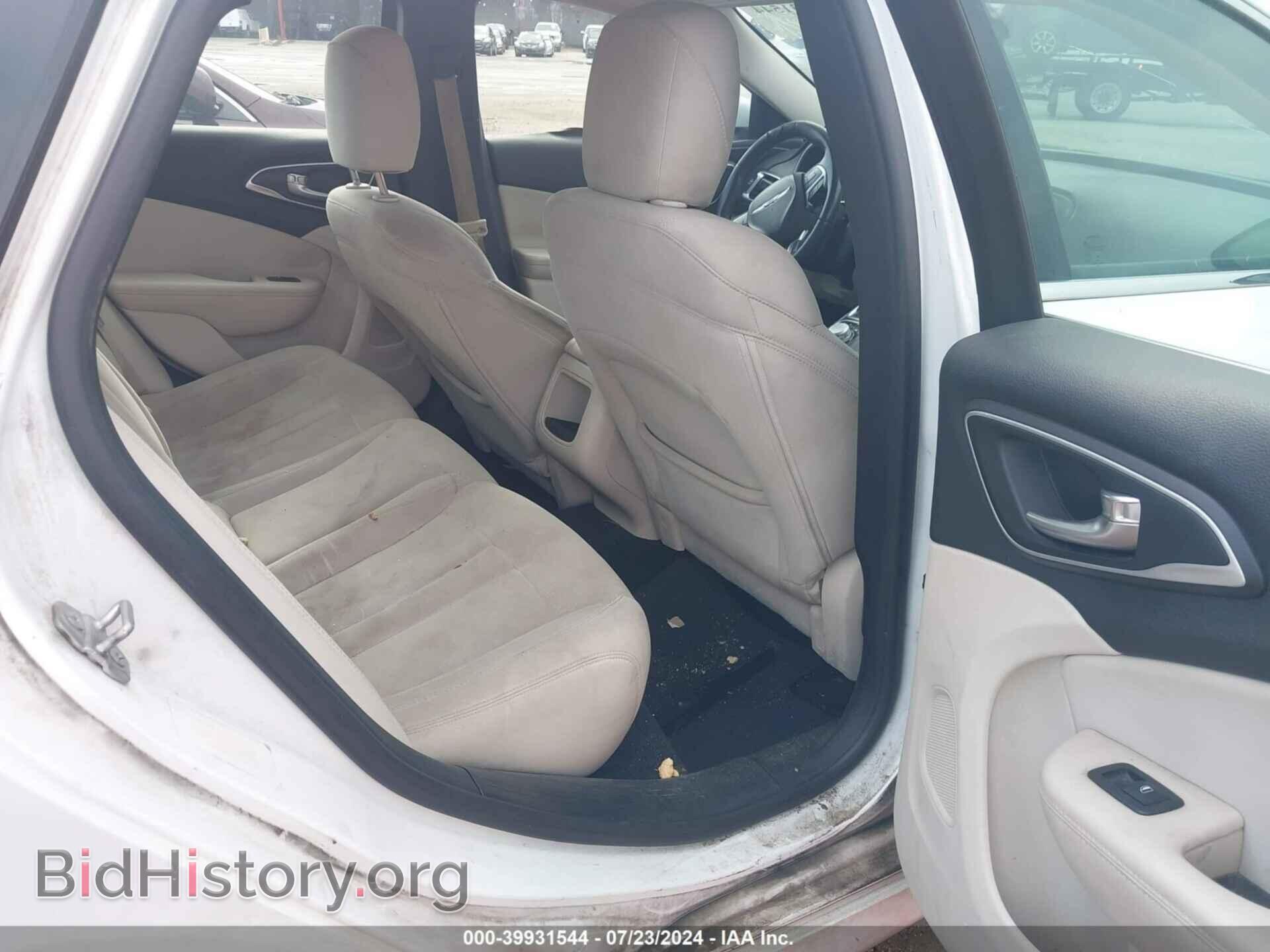 2015 CHRYSLER 200 - VIN: 1C3CCCAB5FN604097 - Photo 8