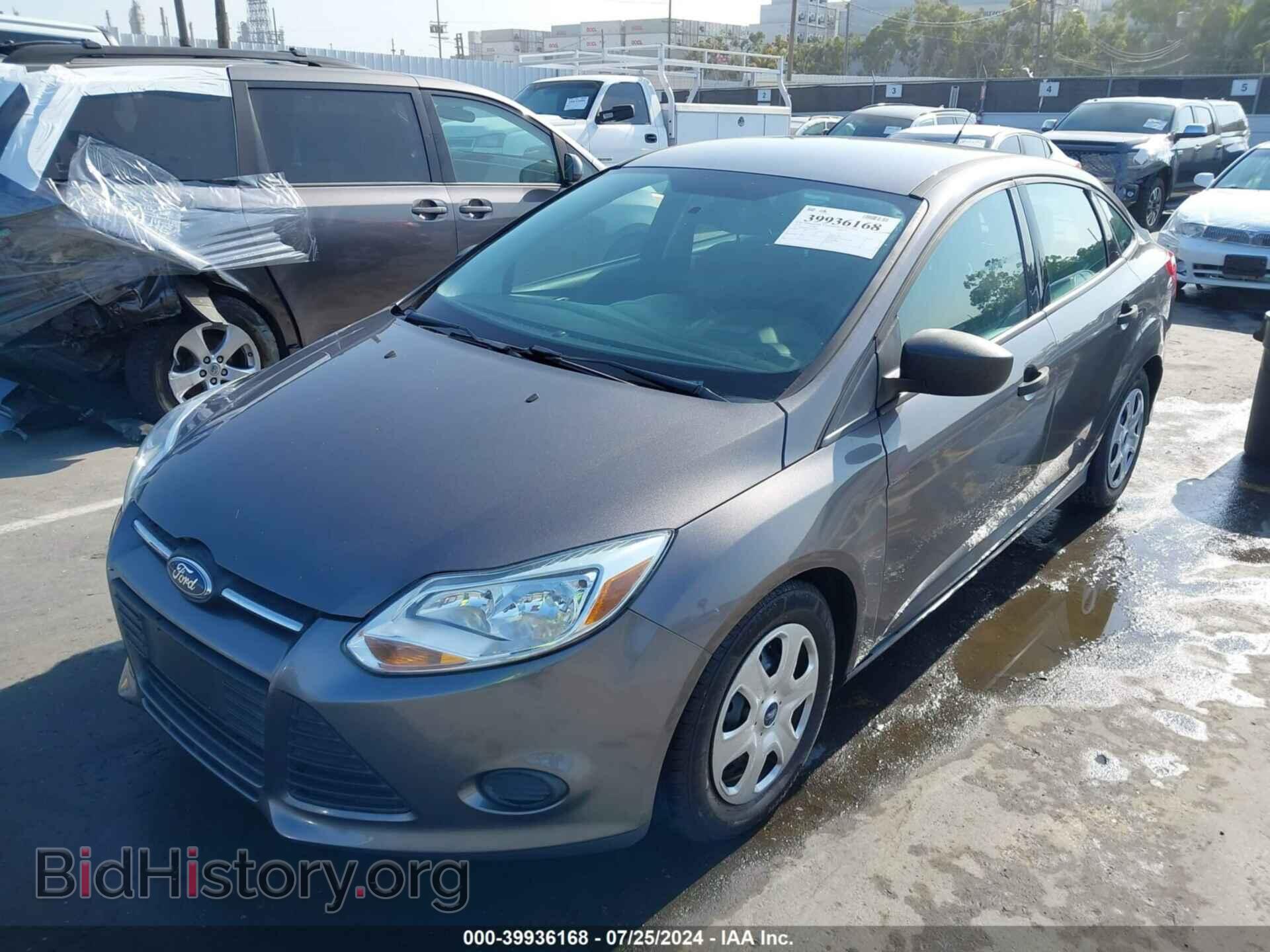 2012 FORD FOCUS - VIN: 1FAHP3E26CL273852 - Фото 2