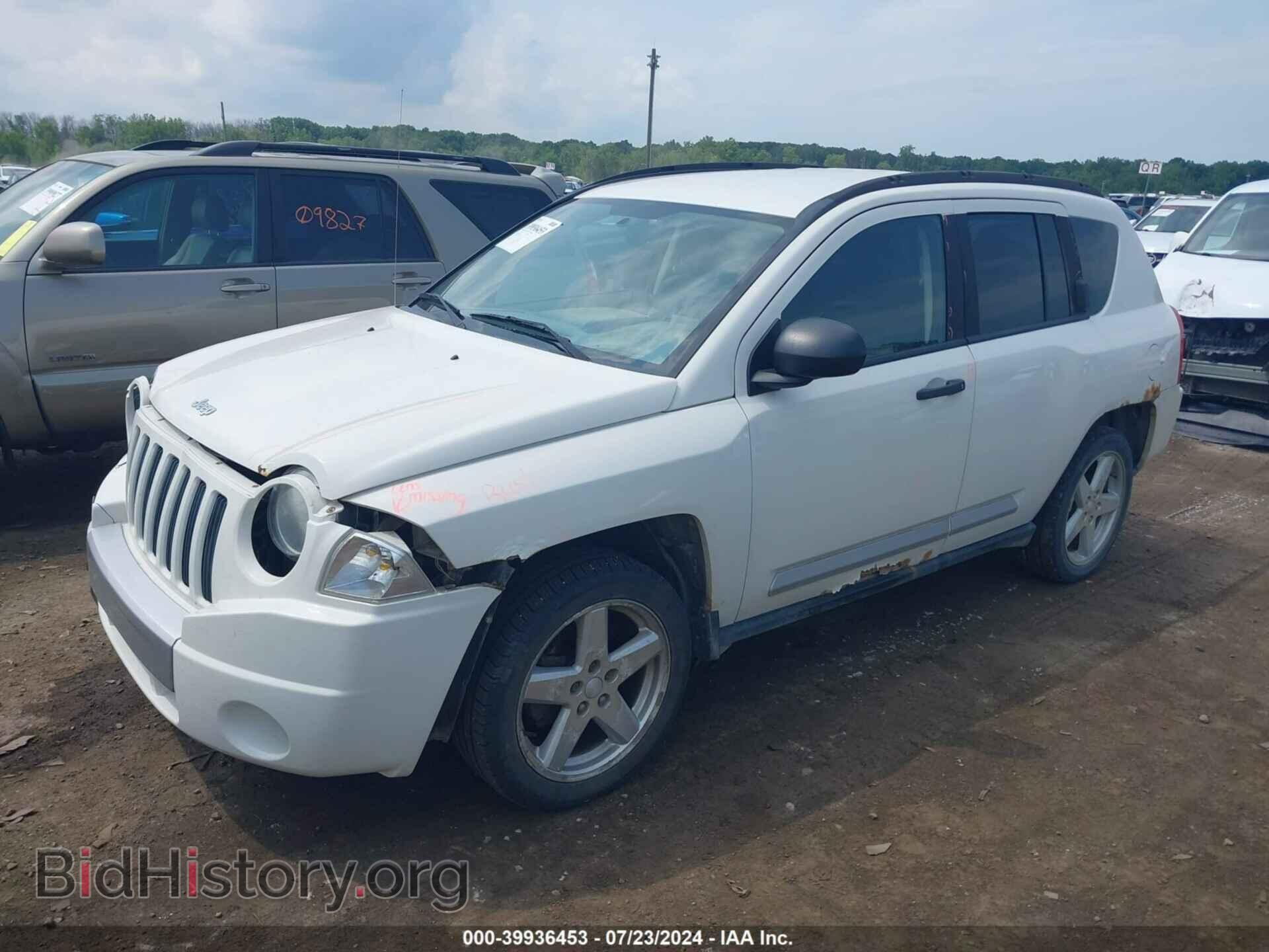 2007 JEEP COMPASS - VIN: 1J8FT57WX7D430512 - Фото 2