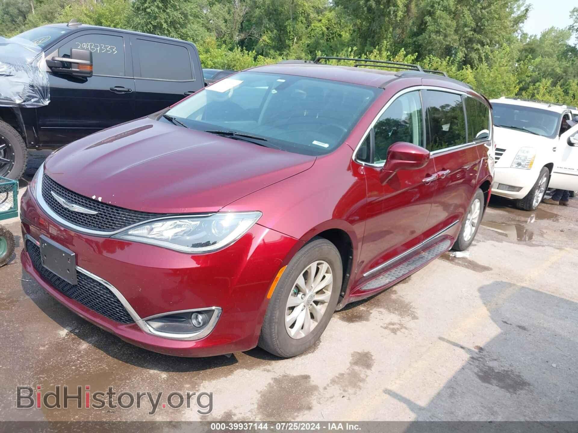 2017 CHRYSLER PACIFICA - VIN: 2C4RC1BG8HR634866 - Фото 2
