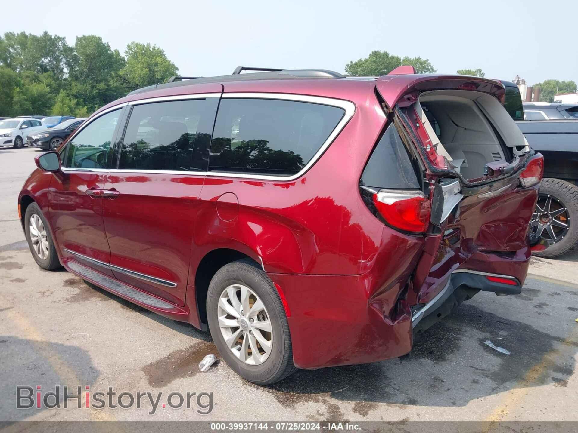 2017 CHRYSLER PACIFICA - VIN: 2C4RC1BG8HR634866 - Фото 3