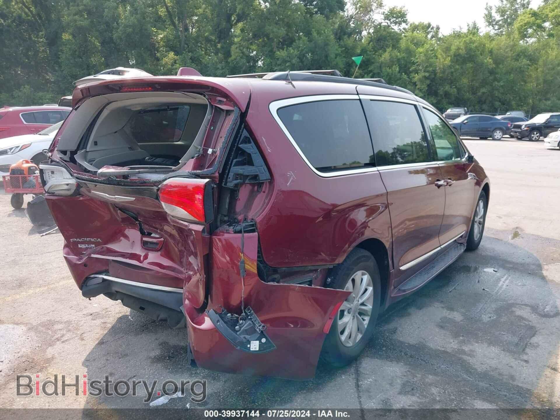2017 CHRYSLER PACIFICA - VIN: 2C4RC1BG8HR634866 - Фото 4