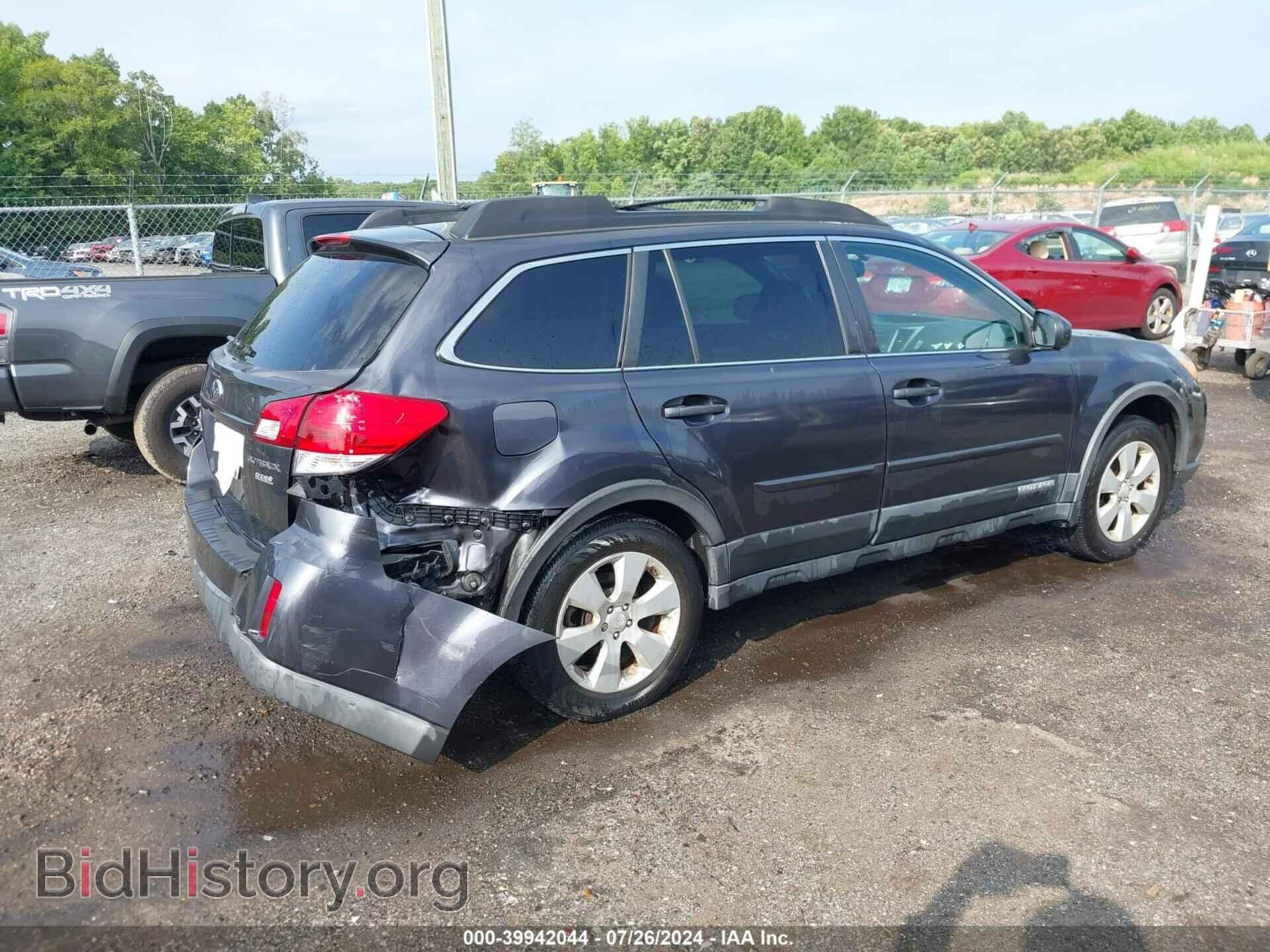2011 SUBARU OUTBACK - VIN: 4S4BRBGC8B3386383 - Фото 4