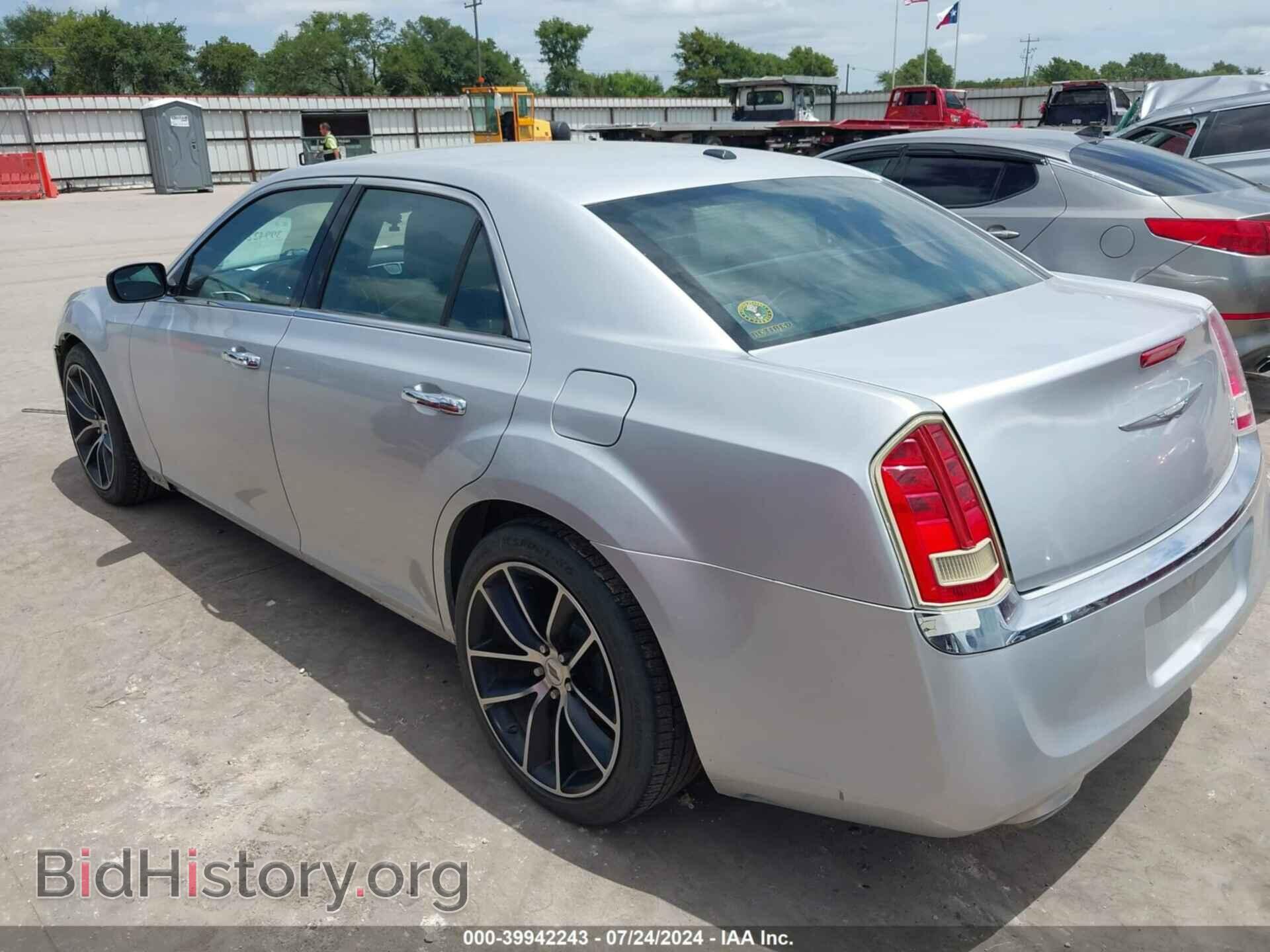 2012 CHRYSLER 300 - VIN: 2C3CCACG2CH192383 - Фото 3