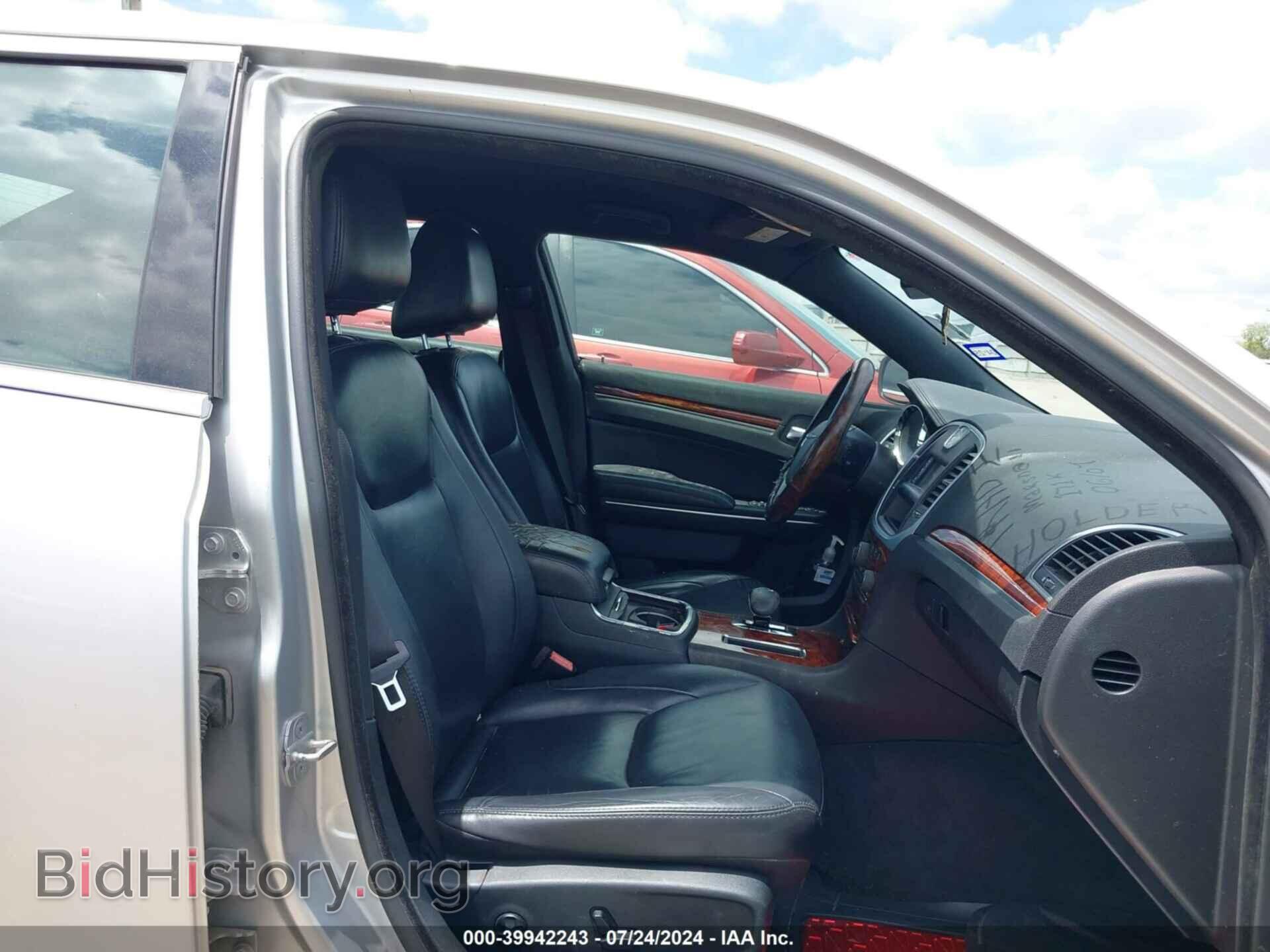 2012 CHRYSLER 300 - VIN: 2C3CCACG2CH192383 - Фото 5
