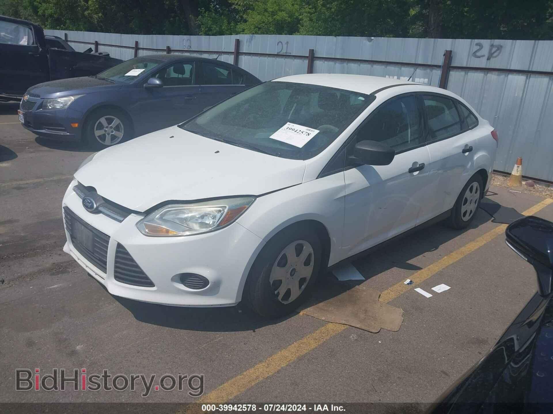 2014 FORD FOCUS - VIN: 1FADP3E23EL281568 - Фото 2