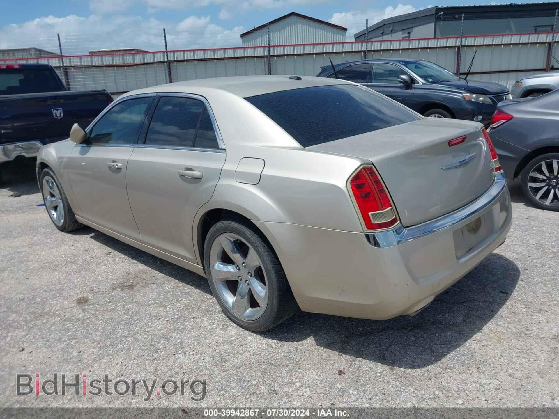 2012 CHRYSLER 300 - VIN: 2C3CCAAG8CH261502 - Photo 3
