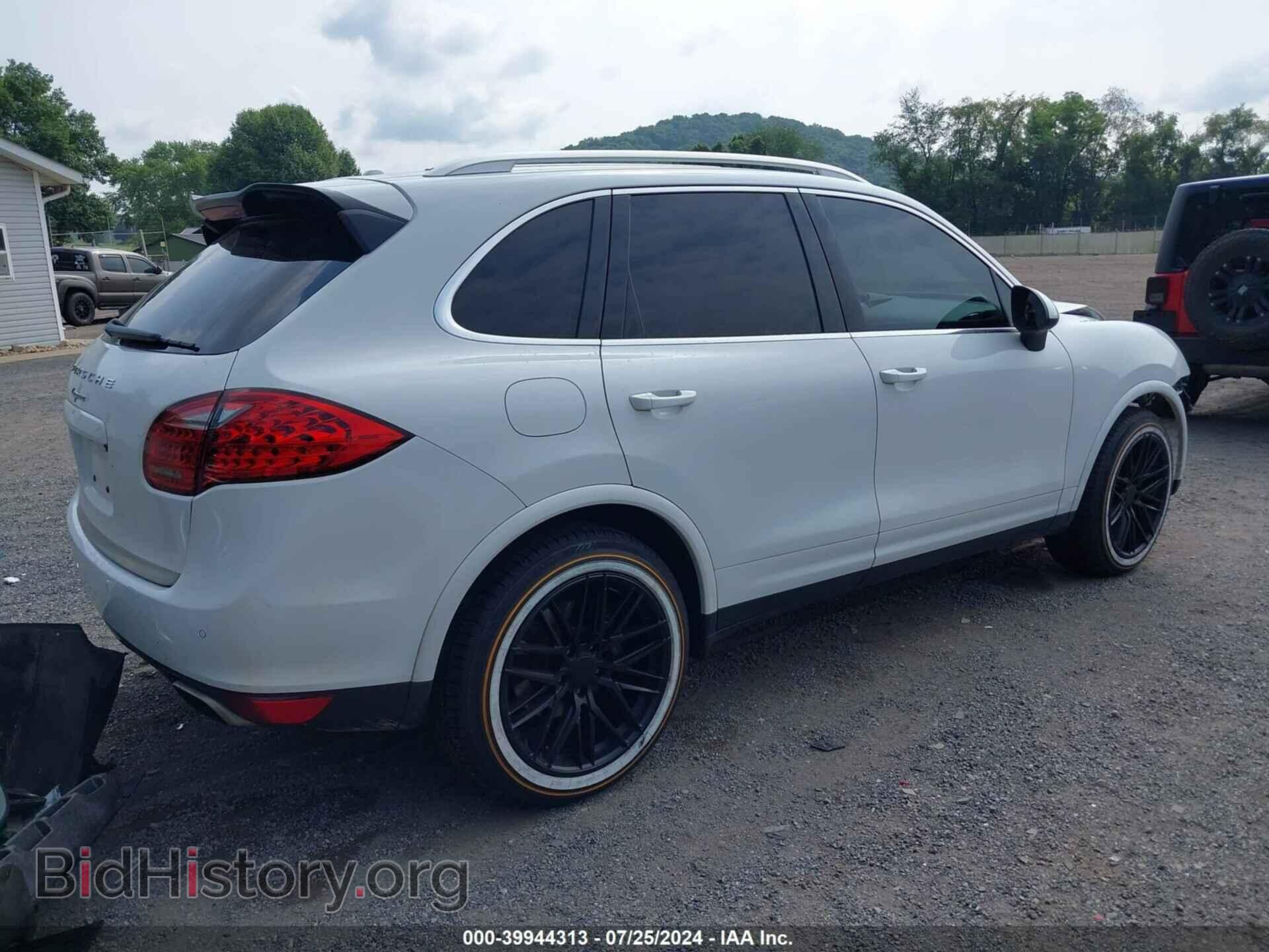 2012 PORSCHE CAYENNE - VIN: WP1AA2A26CLA10868 - Фото 4