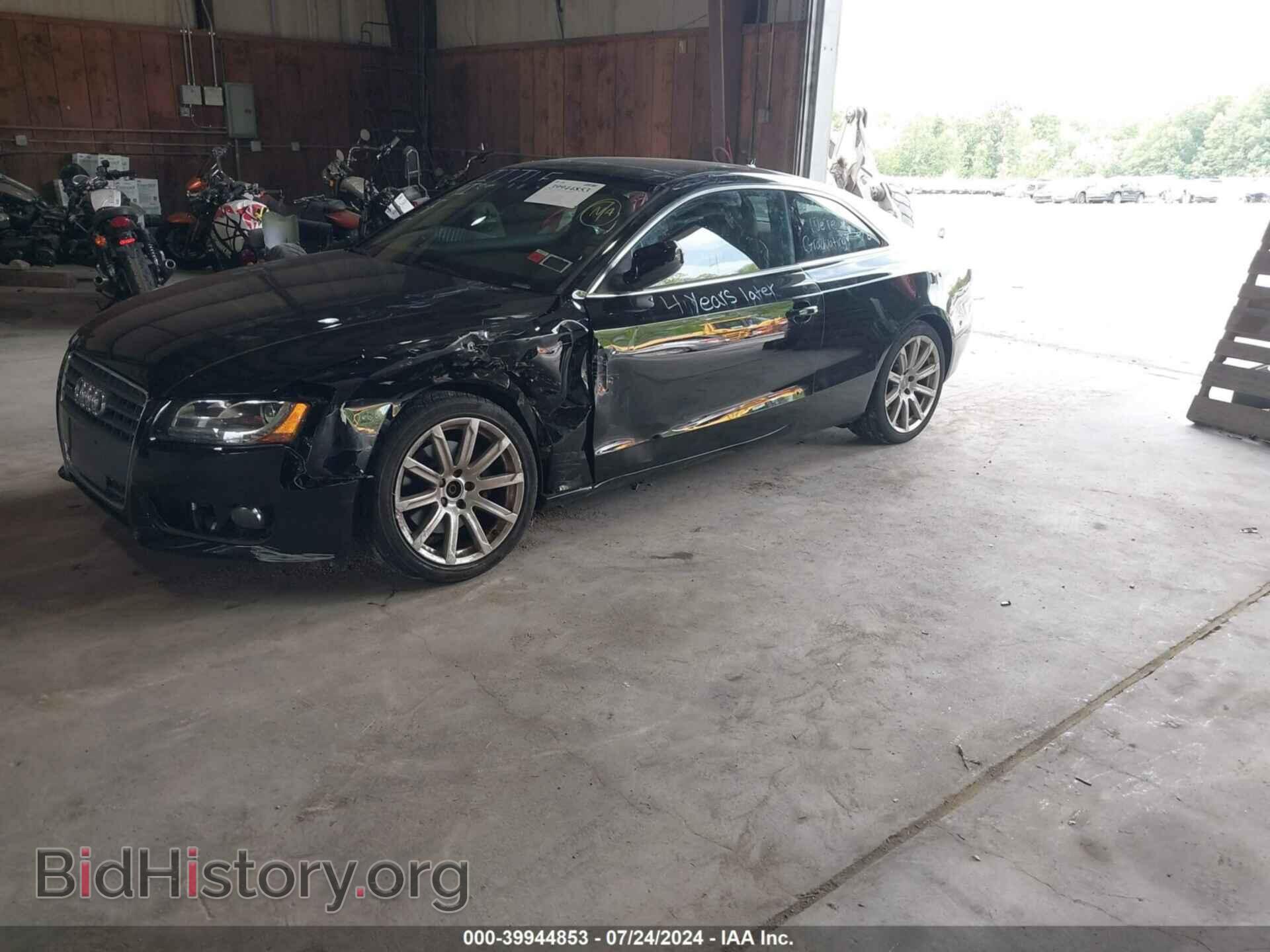 2011 AUDI A5 - VIN: WAULFAFR6BA015877 - Фото 2