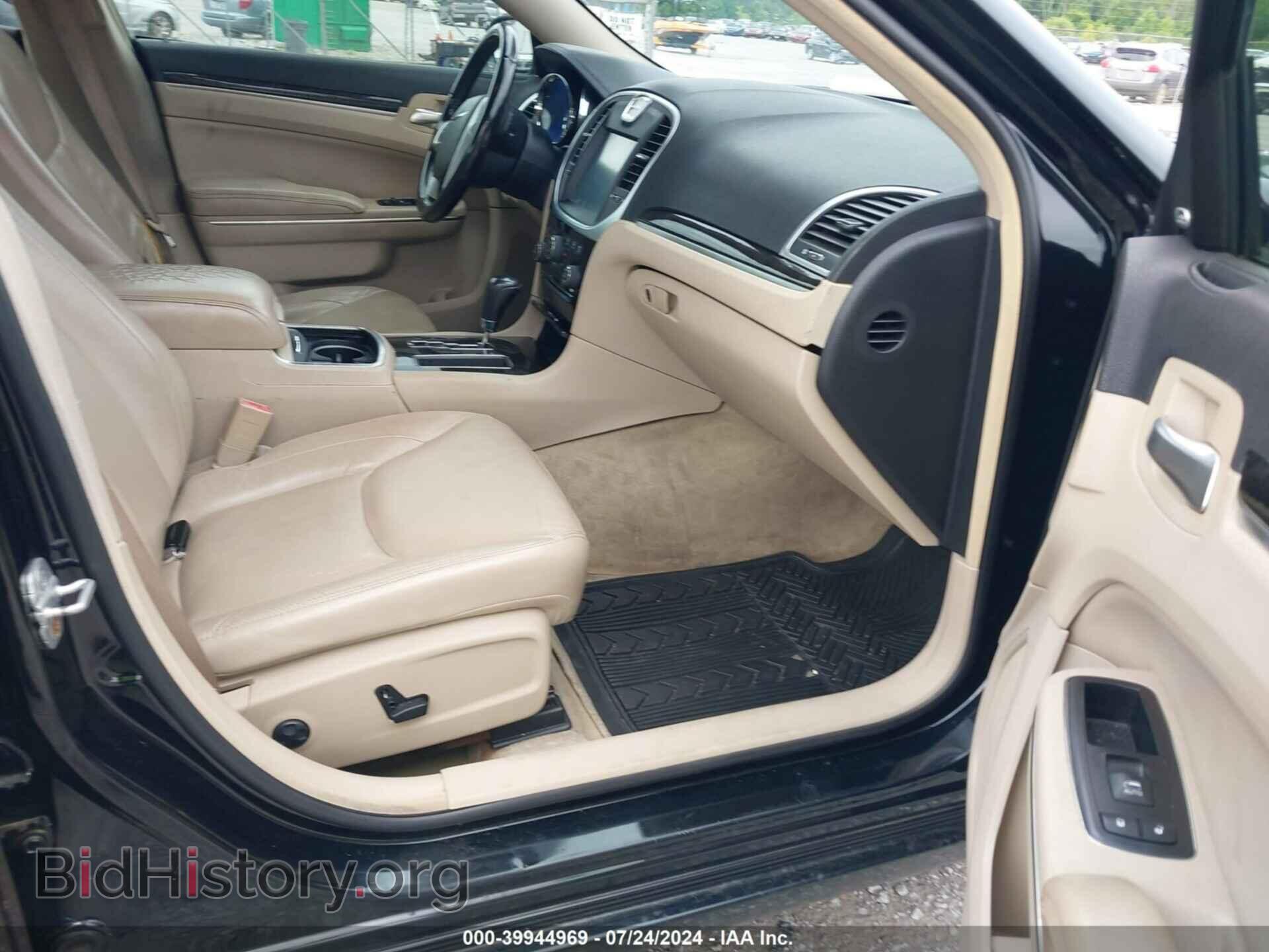 2011 CHRYSLER 300 - VIN: 2C3CA5CG5BH599268 - Фото 5