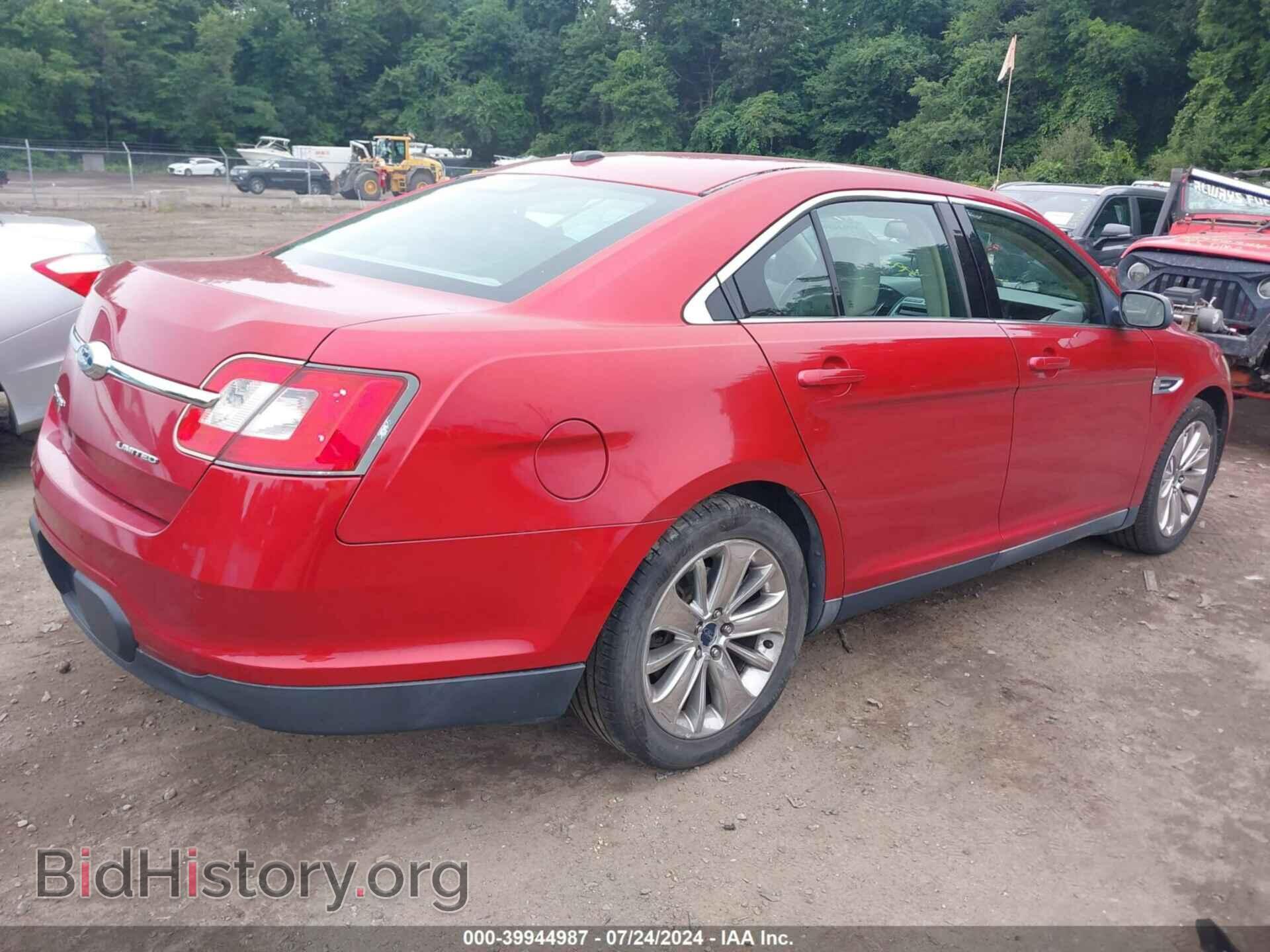 2011 FORD TAURUS - VIN: 1FAHP2FW6BG111402 - Фото 4