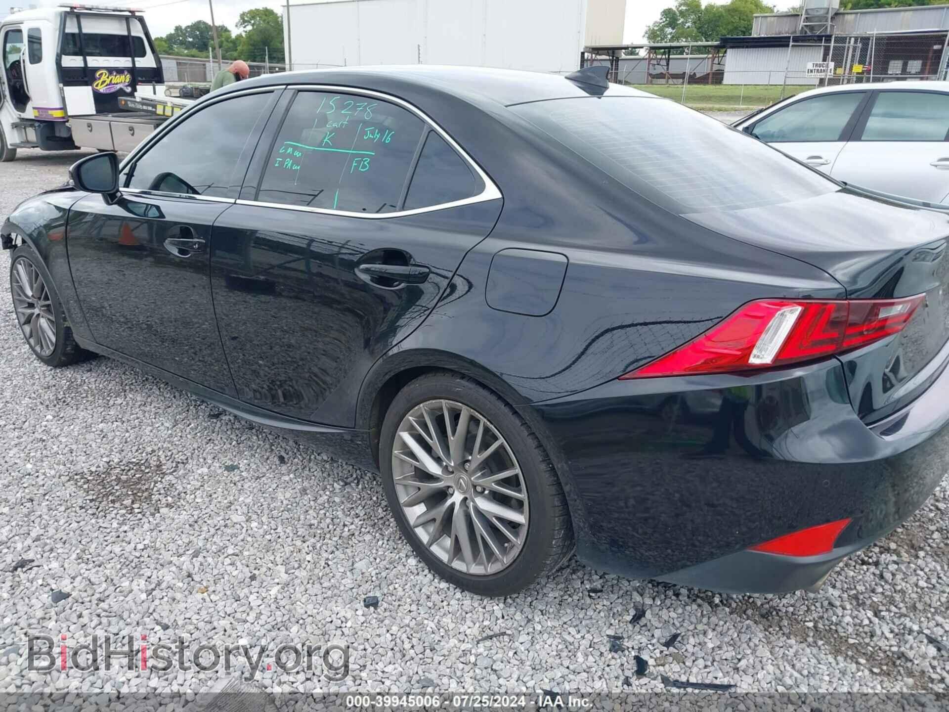 2016 LEXUS IS 200T - VIN: JTHBA1D26G5011944 - Фото 3