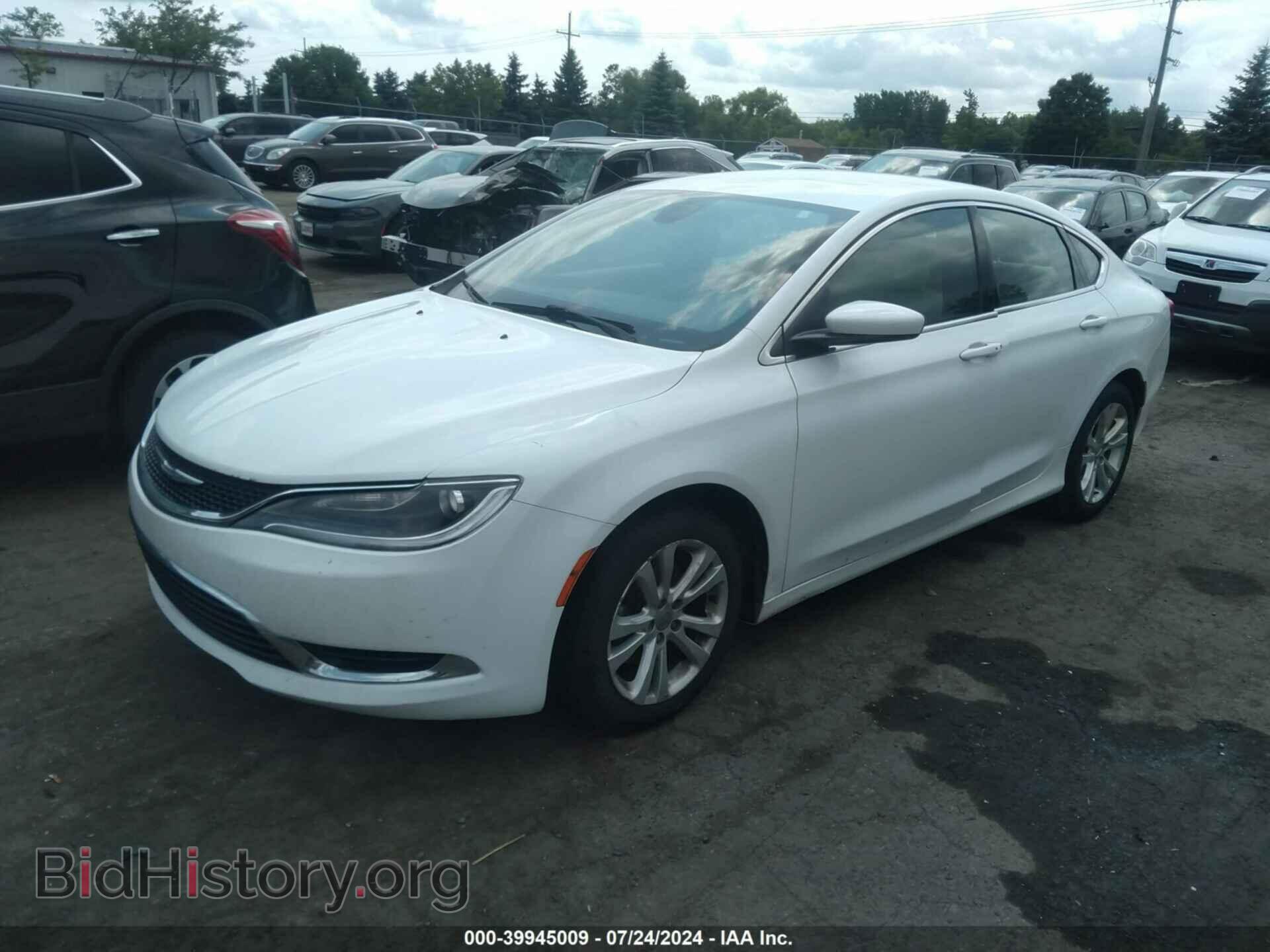 2015 CHRYSLER 200 - VIN: 1C3CCCAB5FN659424 - Фото 2