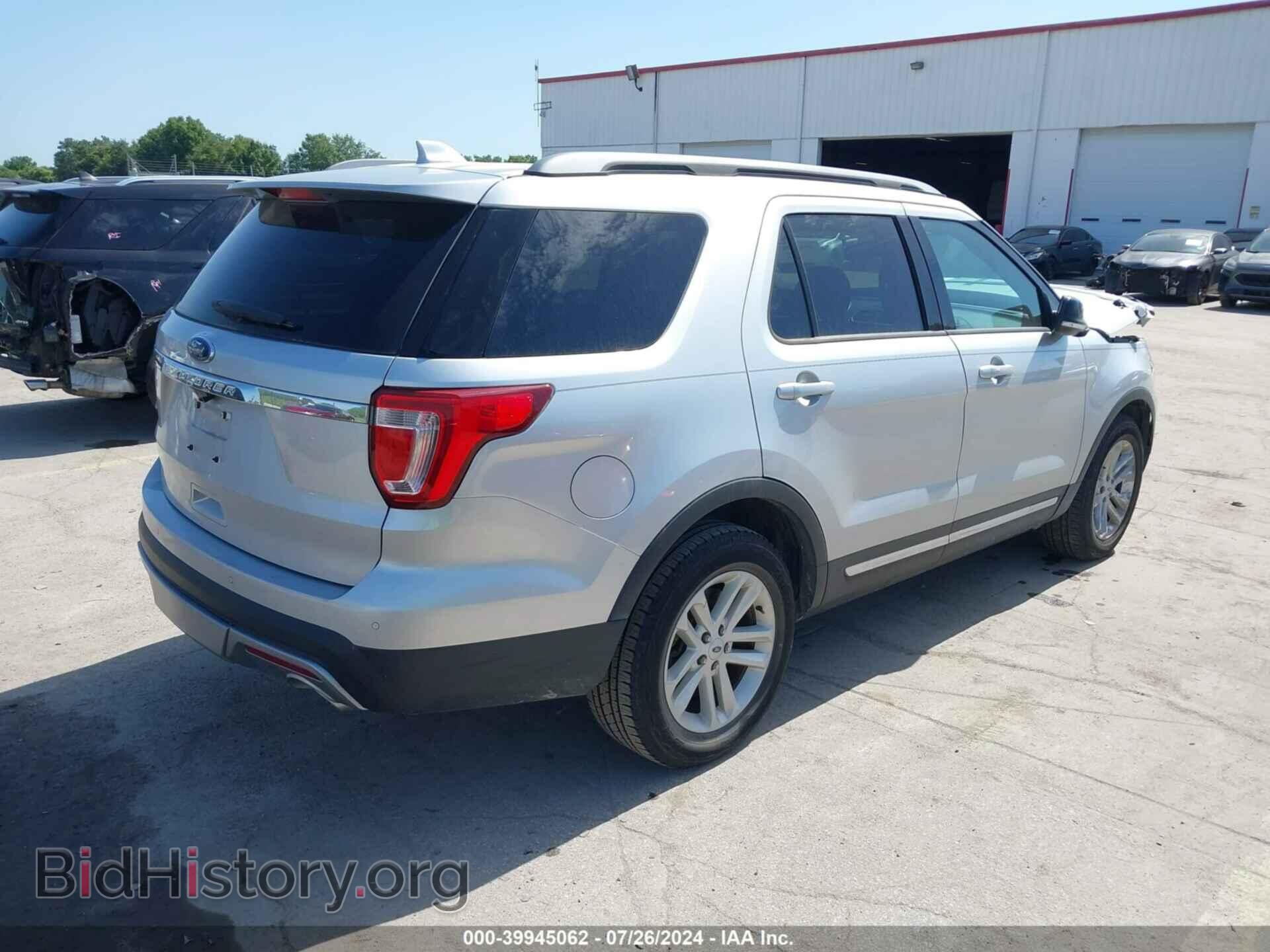 2017 FORD EXPLORER - VIN: 1FM5K7D85HGB19704 - Фото 4