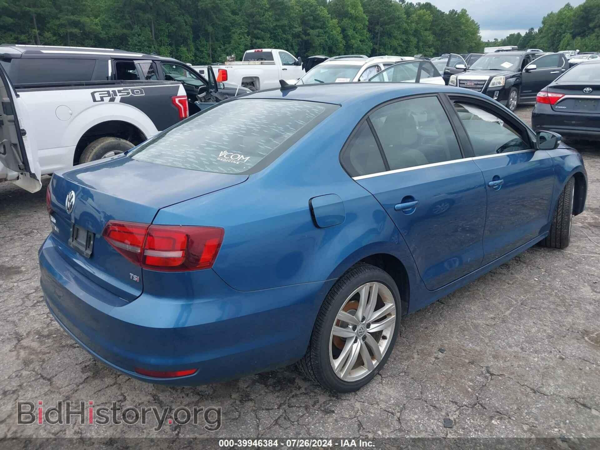2017 VOLKSWAGEN JETTA - VIN: 3VWDB7AJ6HM227758 - Фото 4
